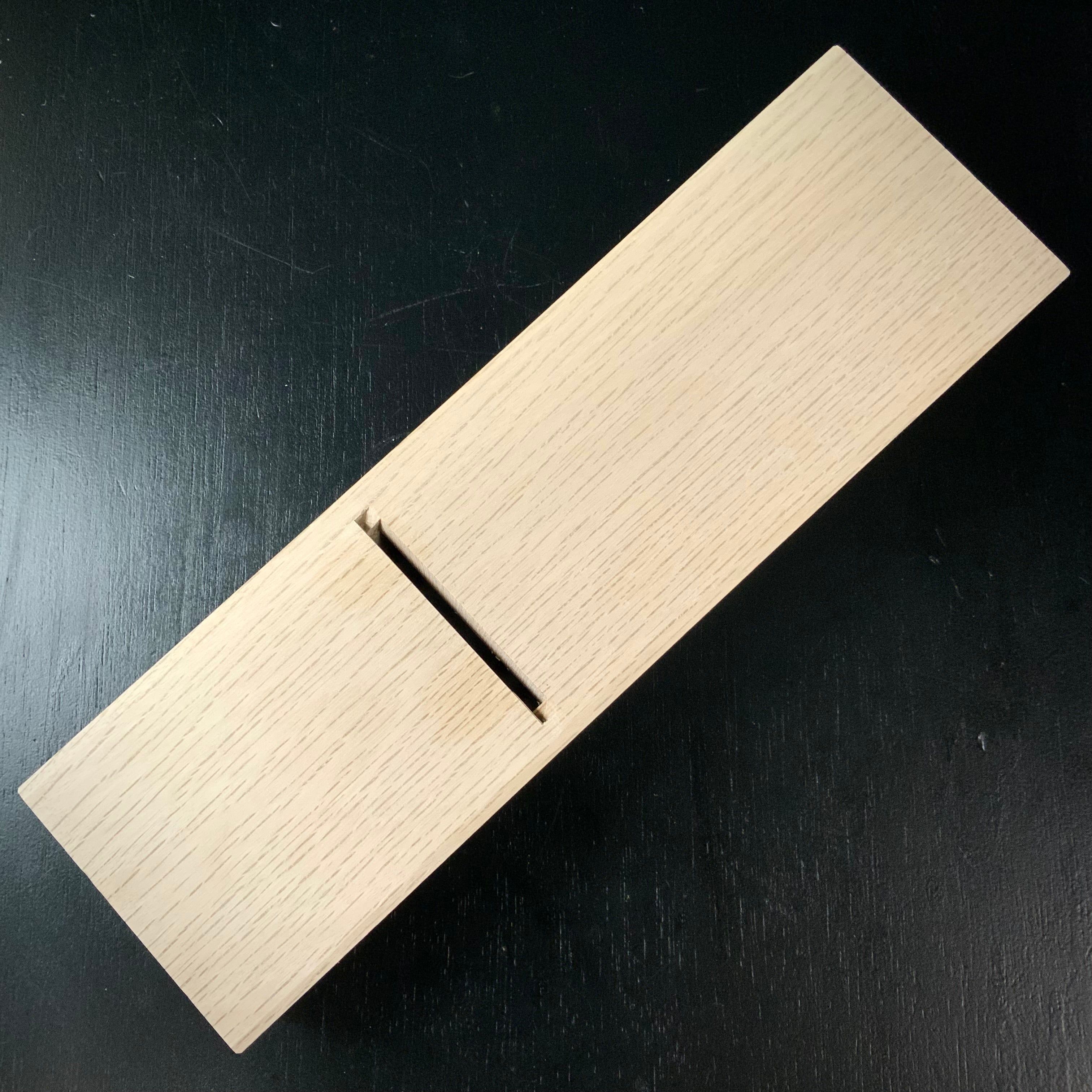 Old stock Hiun Smoothing Plane (Kanna) by Ishido Master 石堂輝秀作 寸ハ 飛雲 労働大臣賞受賞記念鉋(錆あり) 70mm