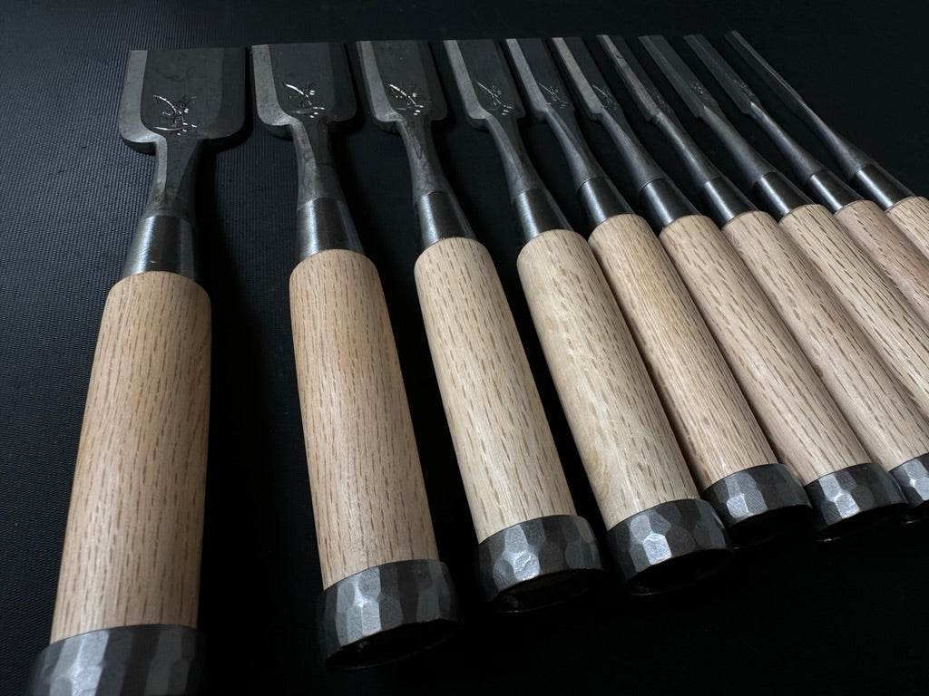 Ioroi Mokume Bench chisels set (Oirenomi) 五百蔵作 木目追入組鑿 白樫柄