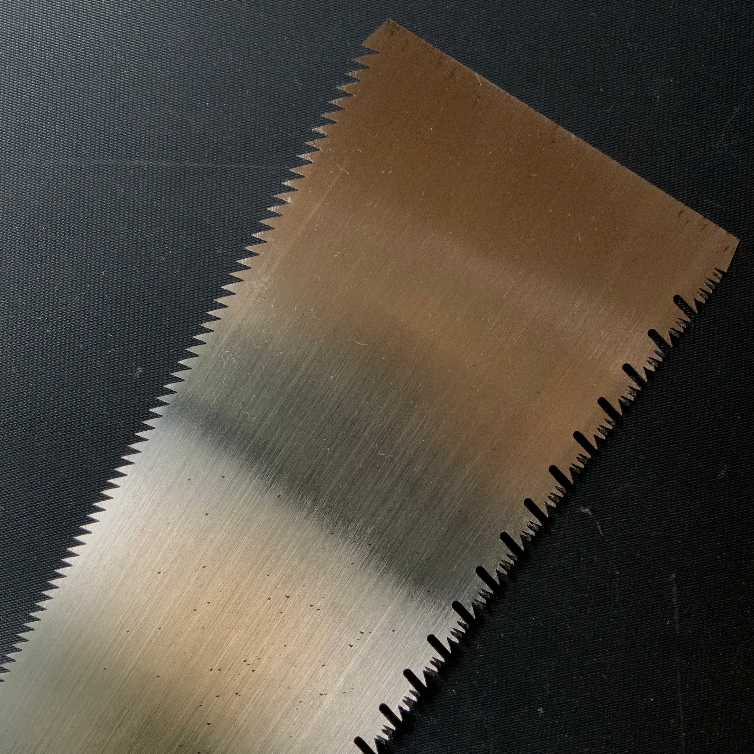 #R34 Ready to use! Old stock Double Edge Saw with Eddy Type Handles set by Kurashige 直ぐ使い 倉重栄助 目立 渦巻き柄 両刃鋸 210mm