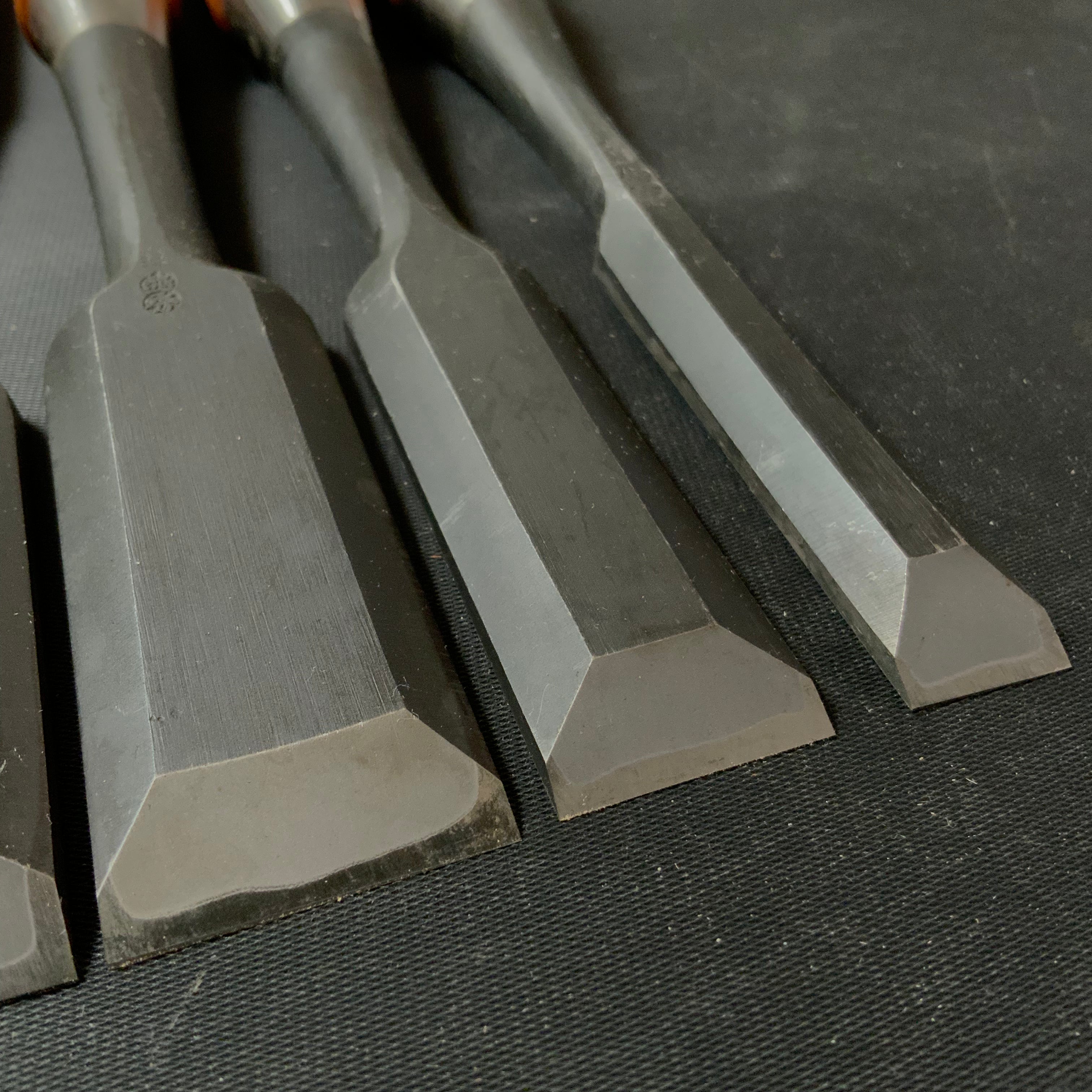 #M153 Mixed Middle Timber chisels set by unknown smith バラ鑿合わせ 半叩き組鑿 作者不明