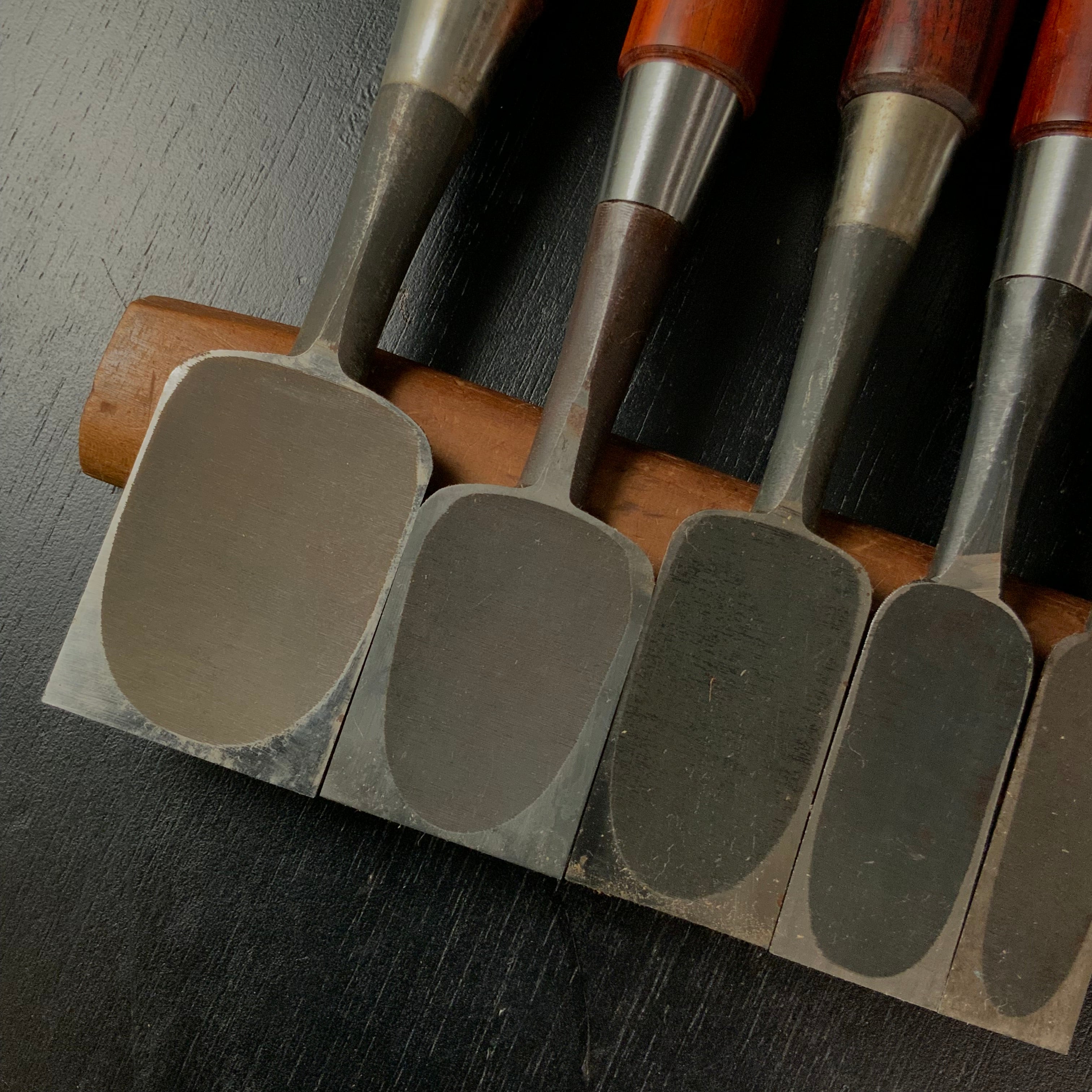 #M181 Mixed set for beginner Bench chisels set by unknown smith バラ鑿合わせ 初心者におすすめ 追入組鑿作者不明