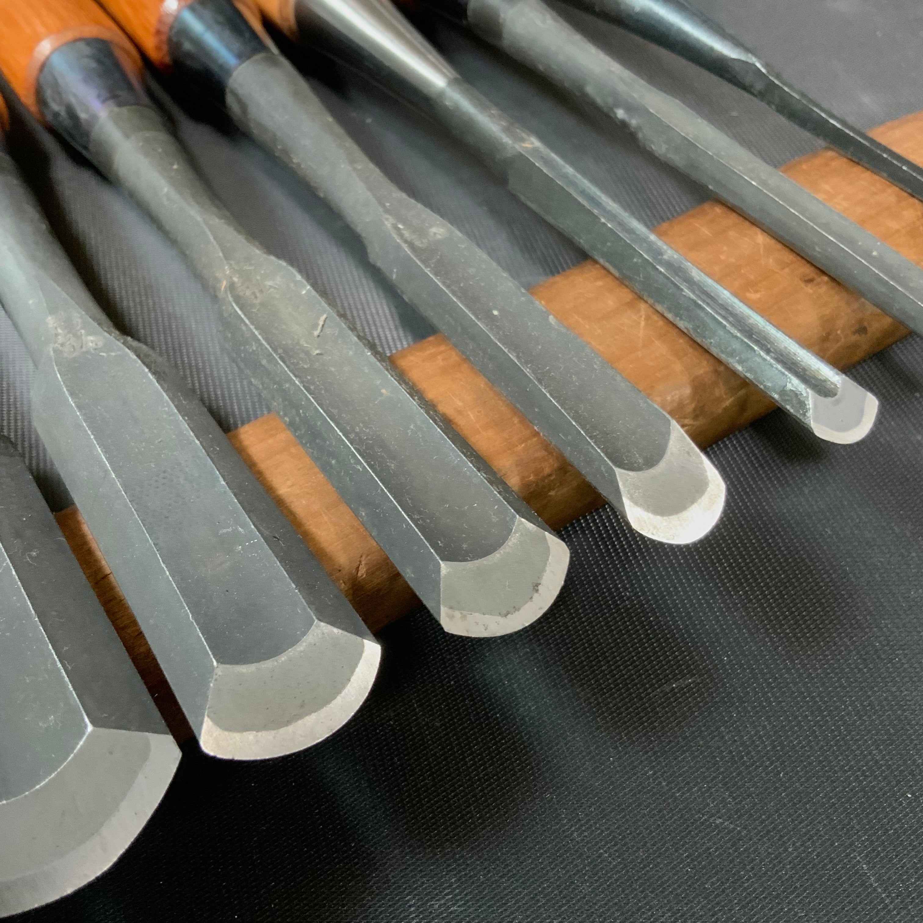 #14 Old stock Soto maru chisels set with white steel 掘出し物 外丸組鑿 10本組 Sotomarunomi