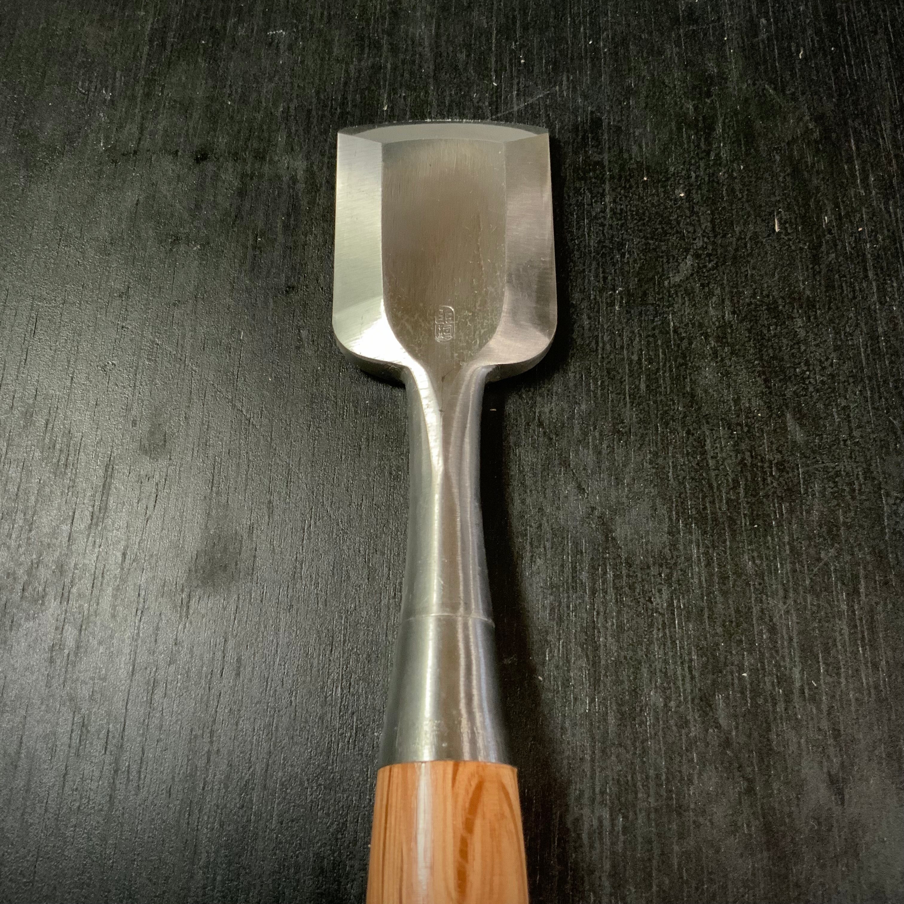 Old Stock Kuniaki Soto maru chisels with white steel 掘出し物 國明 外丸組鑿 42mm