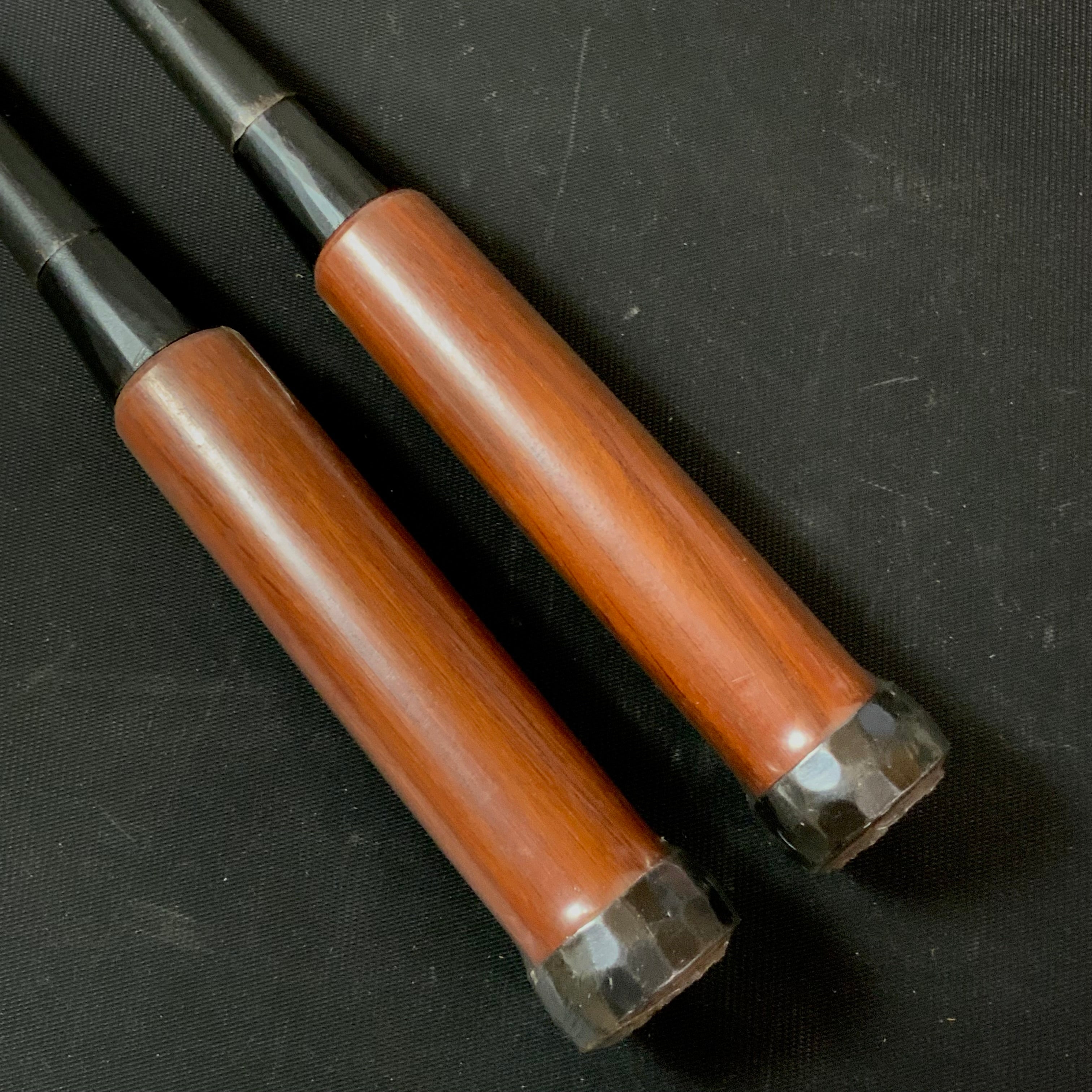 Tasai Bench chisels (Tokusun Oirenomi) with blue steel 田斎作 黒仕上 特寸追入鑿
