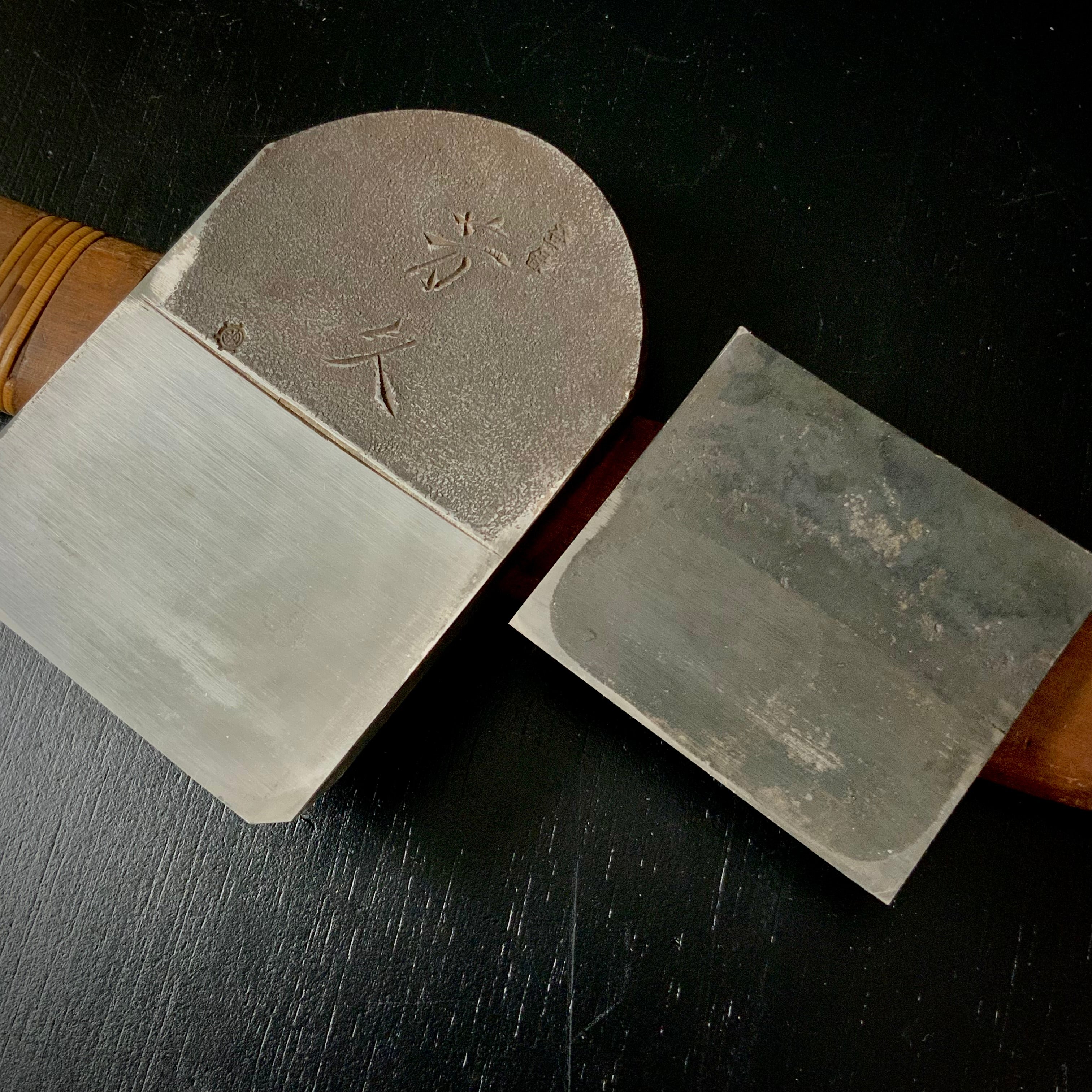 Old stock Yoshihisa Smoothing Plane(Kanna) Tokyo 掘出し物 芳久 東京鉋 仕上げ鉋 70mm