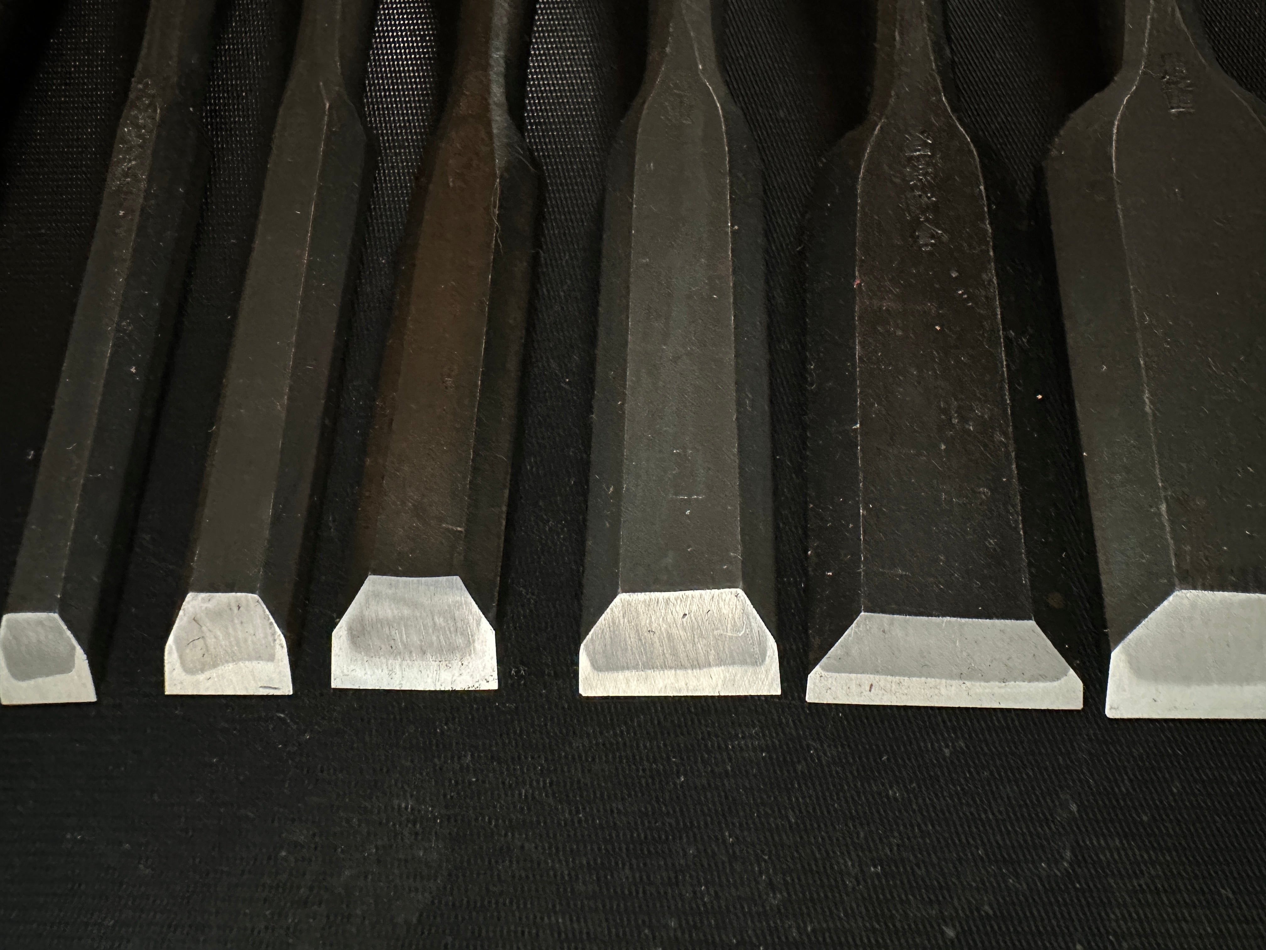 #M137 初心者向け混合セット ベンチノミセット by 不明のスミス バラ鑿合わせ 初心者におすすめ追入組鑿作者不明