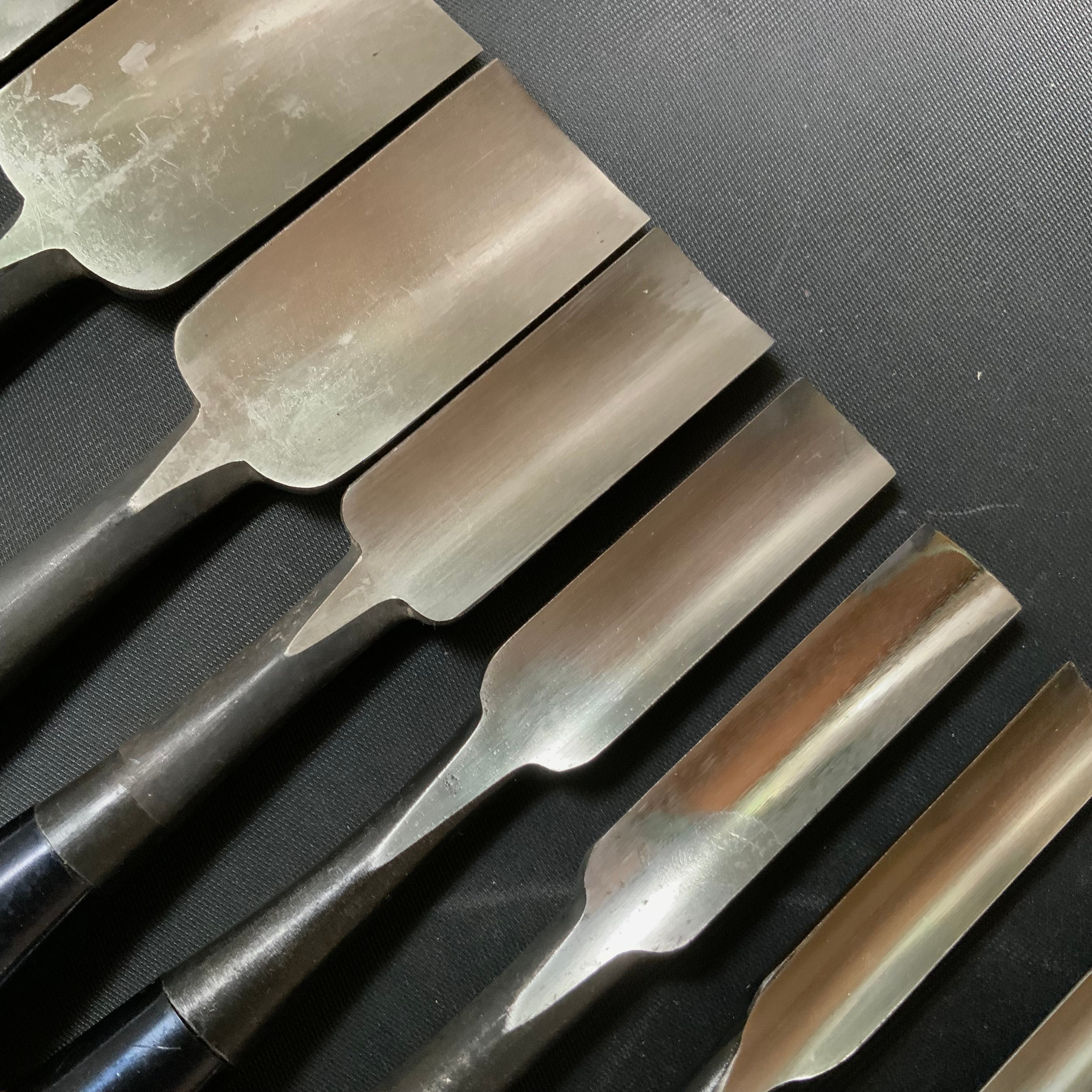 #13 Old stock Uchi maru bench chisels set with white steel 掘出し物 内丸追入組鑿 10本組 Uchimarunomi