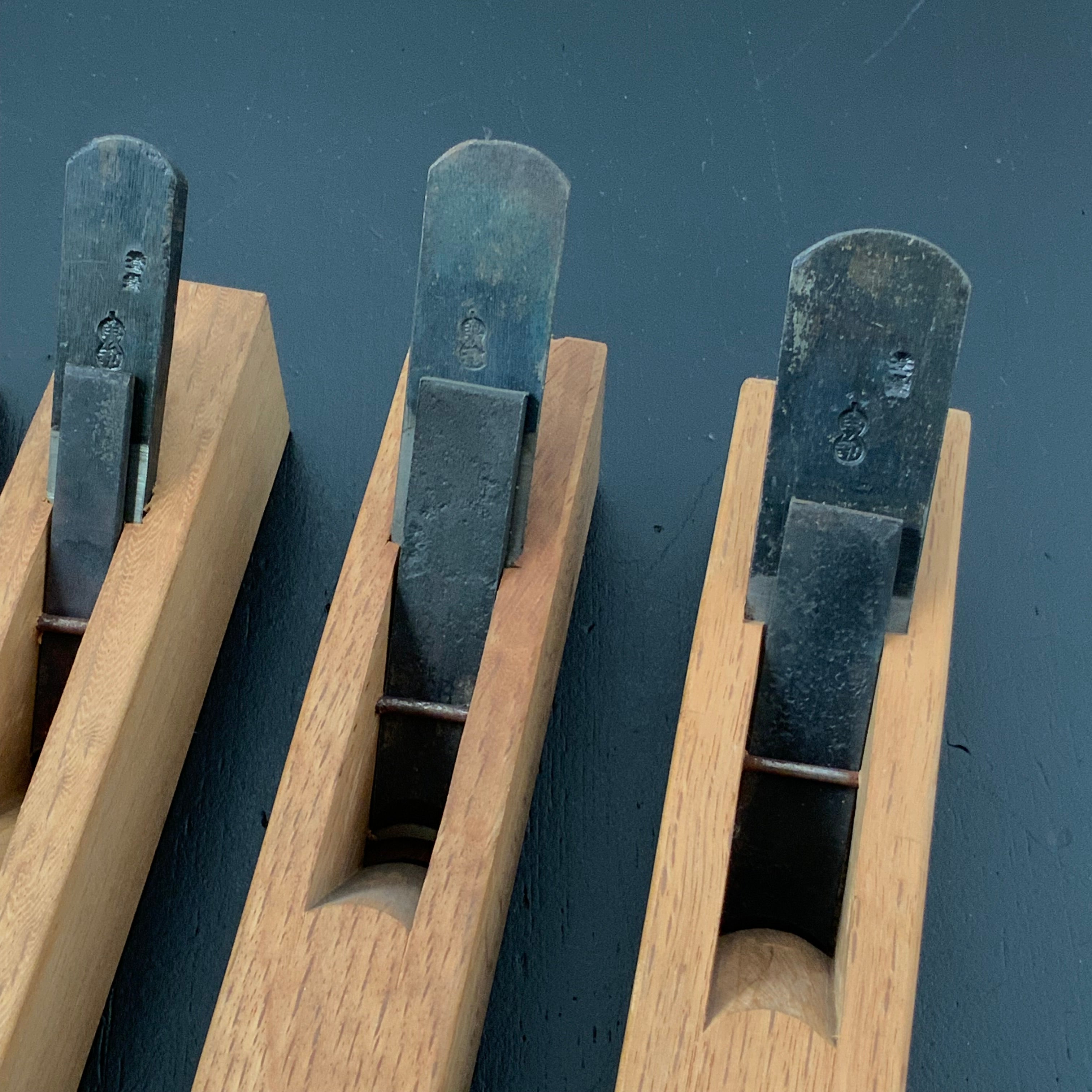 掘出し物 義弘 内丸鉋 Old stock Yoshihiro Small Rounding Plane (Uchimaru Kanna)