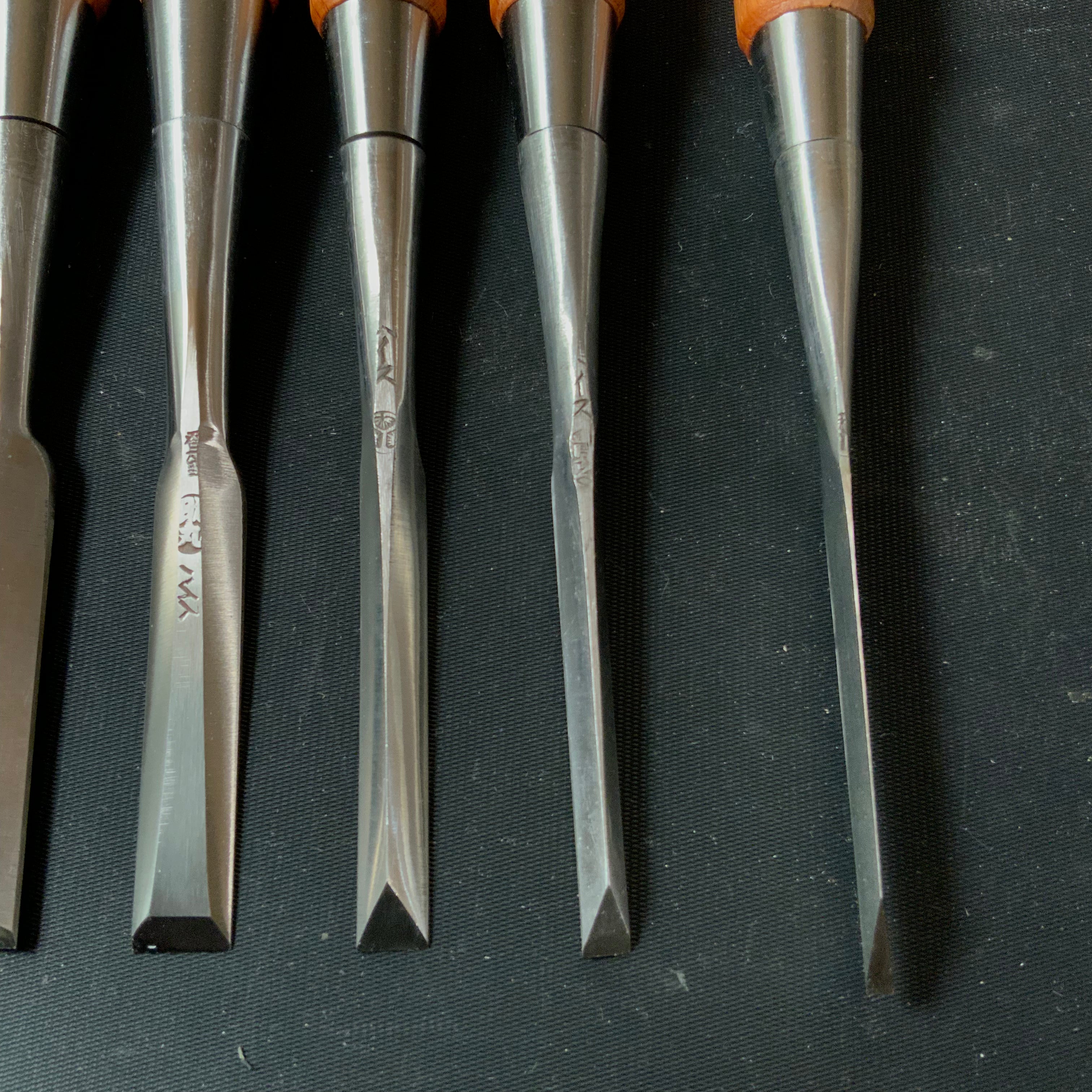 Old stock #7 Sukemaru 4th Wholesaler stamp High-Speed Steel Bench chisels set 掘出し物 四代助丸 問屋銘 ハイス鋼追入組鑿 Oirenomi