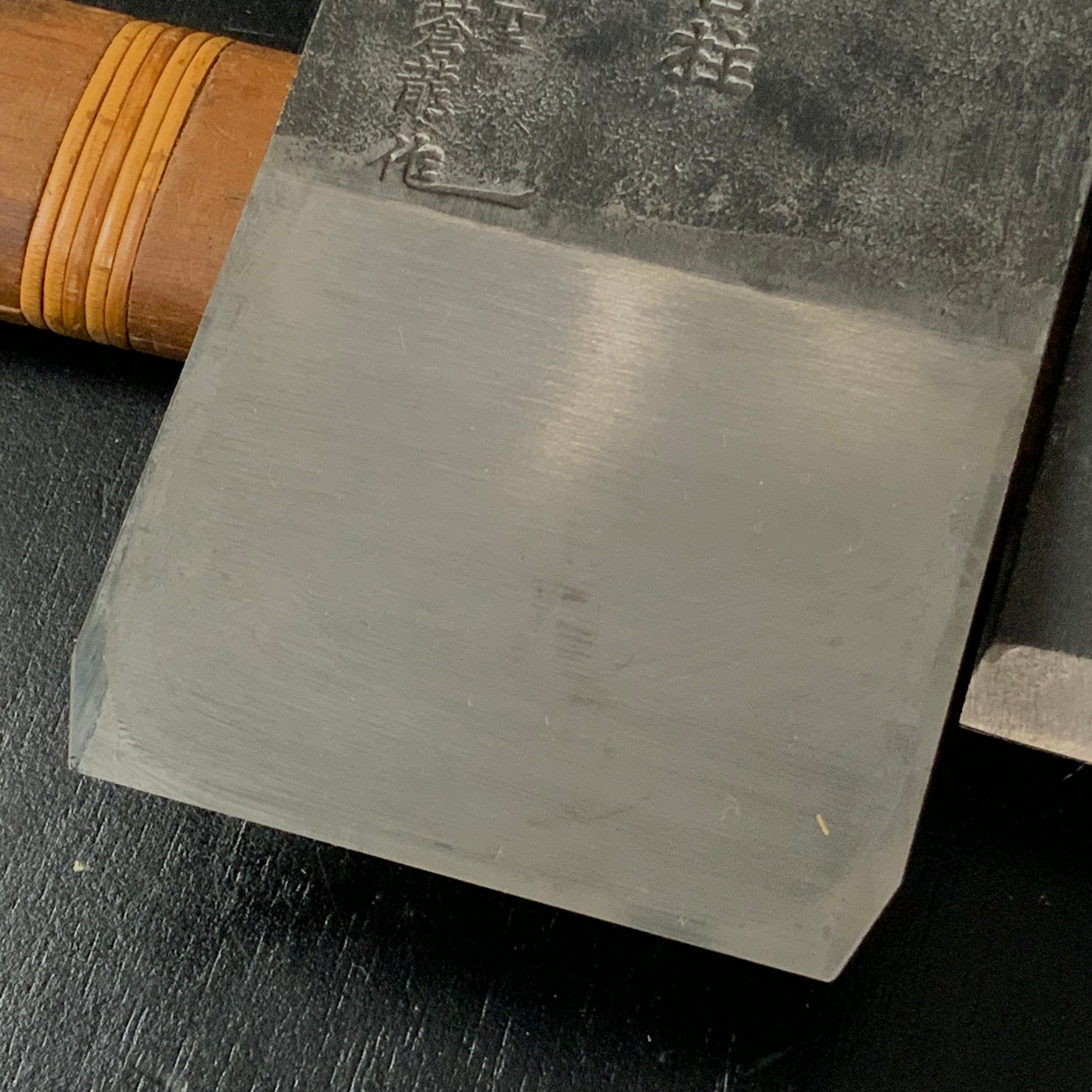 Old stock Miyabashira Smoothing Plane (Kanna) 掘出し物 宮柱 神聖蒼龍作 仕上げ鉋 70mm