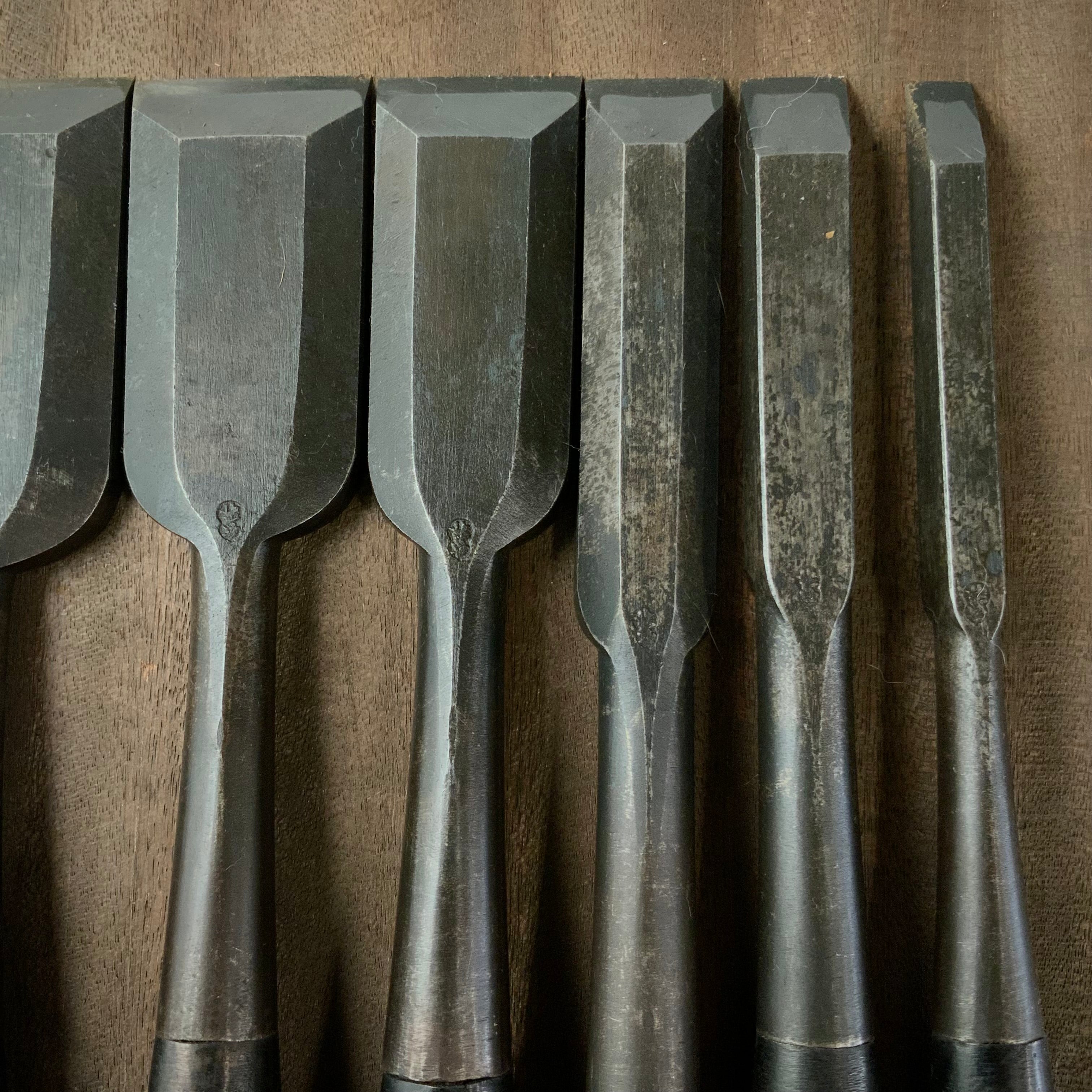 Old stock Hidari Hisasaku 2rd Timber chisels by Ikegami Takanobu 池上喬庸作 二代目左久作 叩き鑿 Tatakinomi