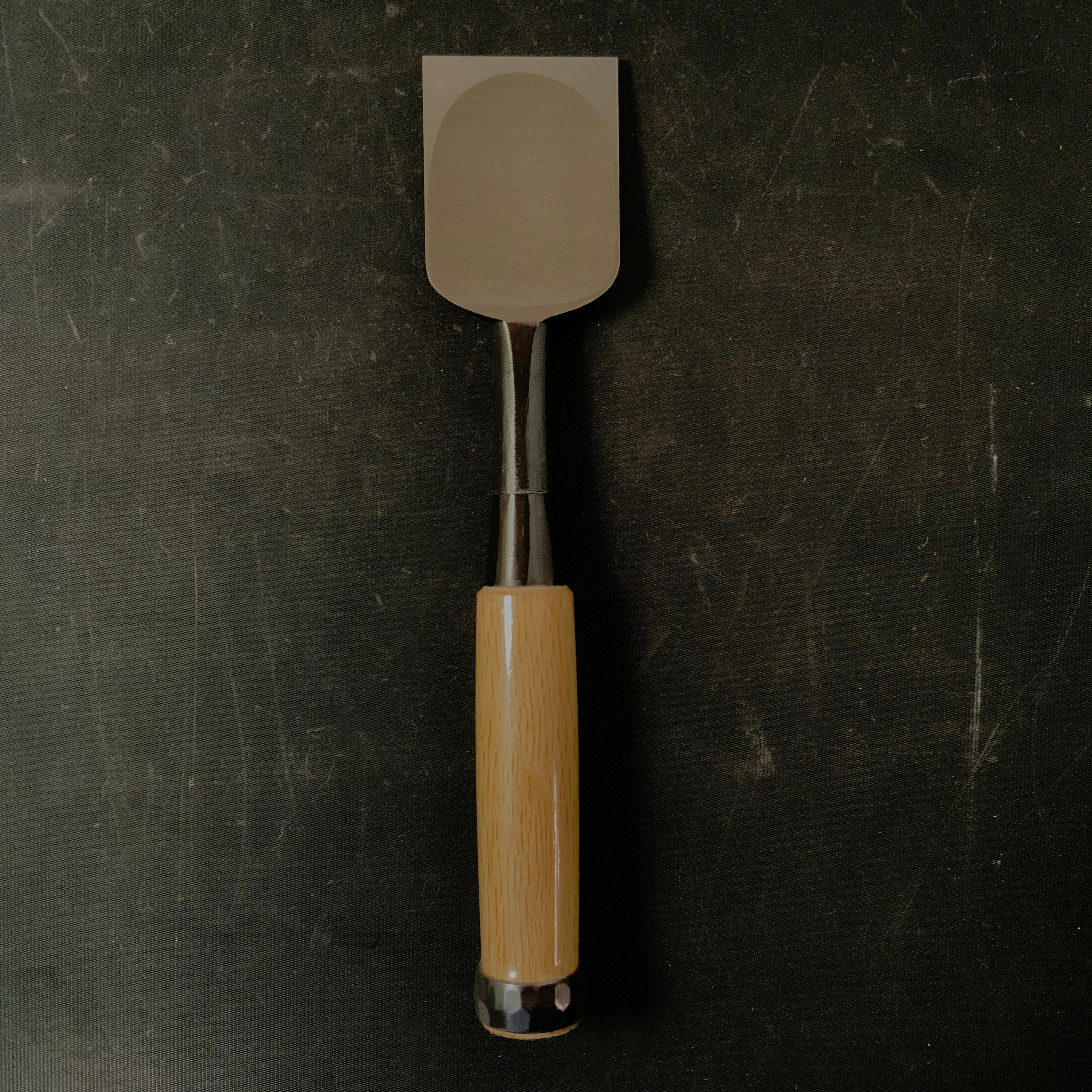 Tasai Bench chisels (Oirenomi) with blue steel 田斎作 黒仕上 追入鑿 48mm