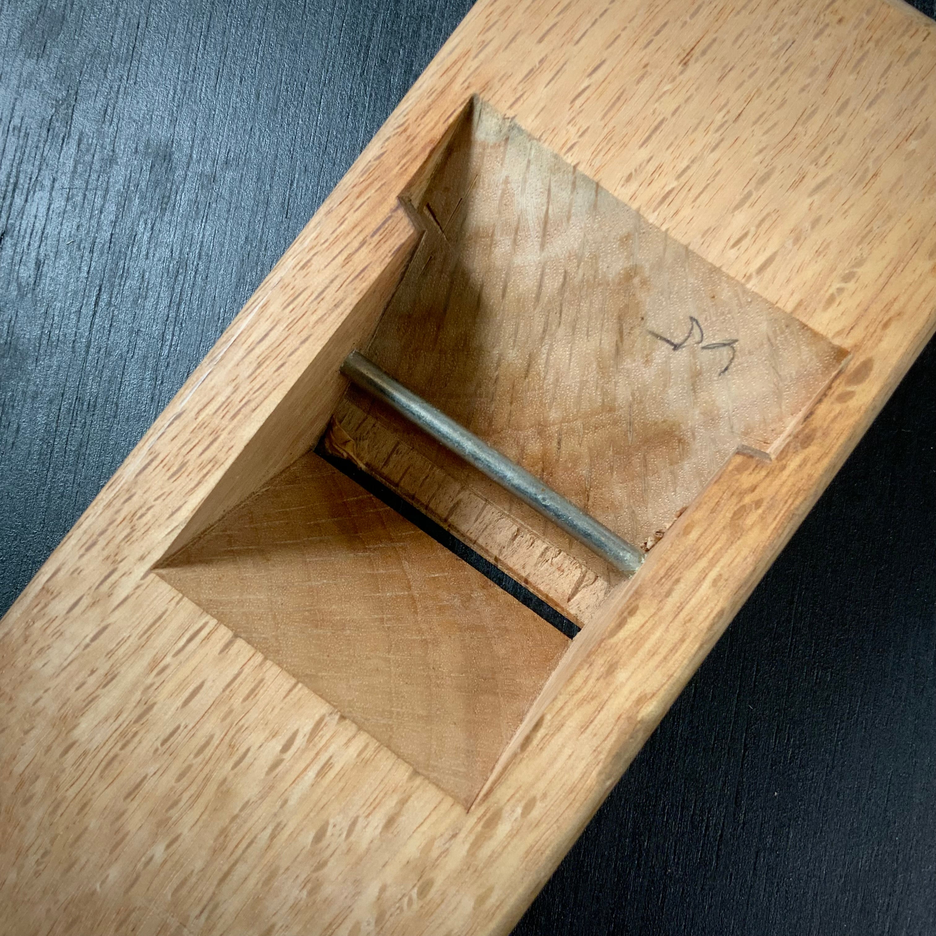 Old stock Masamine Smoothing Plane by Usuikengo 掘出し物 碓氷健吾作 正峯 仕上げ鉋 58mm