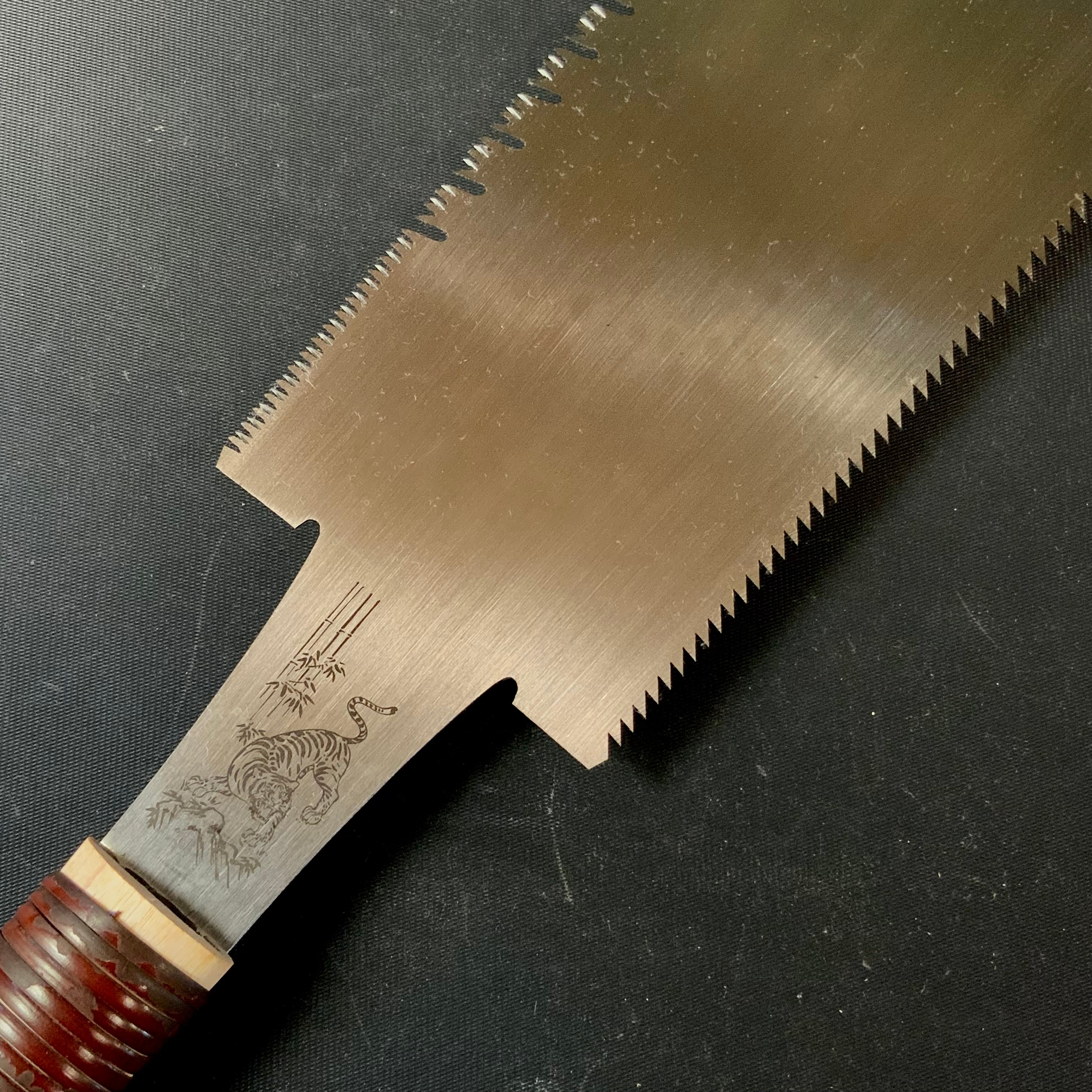 #102 Nagakatsu Double Edge Saw with Eddy Type Handles set by Kurashige 長勝鋸 渦巻き柄 両刃鋸 255mm