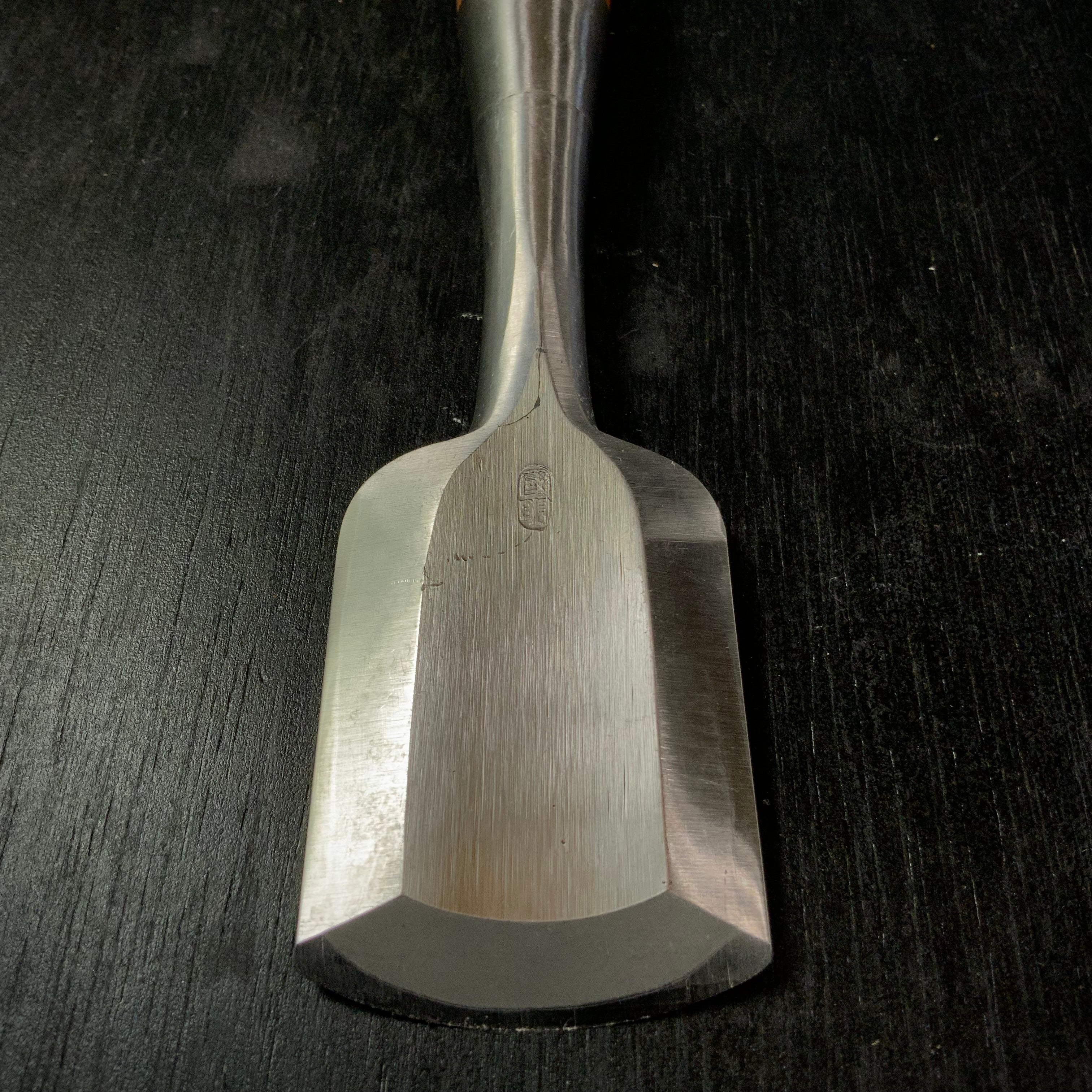 Old Stock Kuniaki Soto maru chisels with white steel 掘出し物 國明 外丸組鑿 42mm