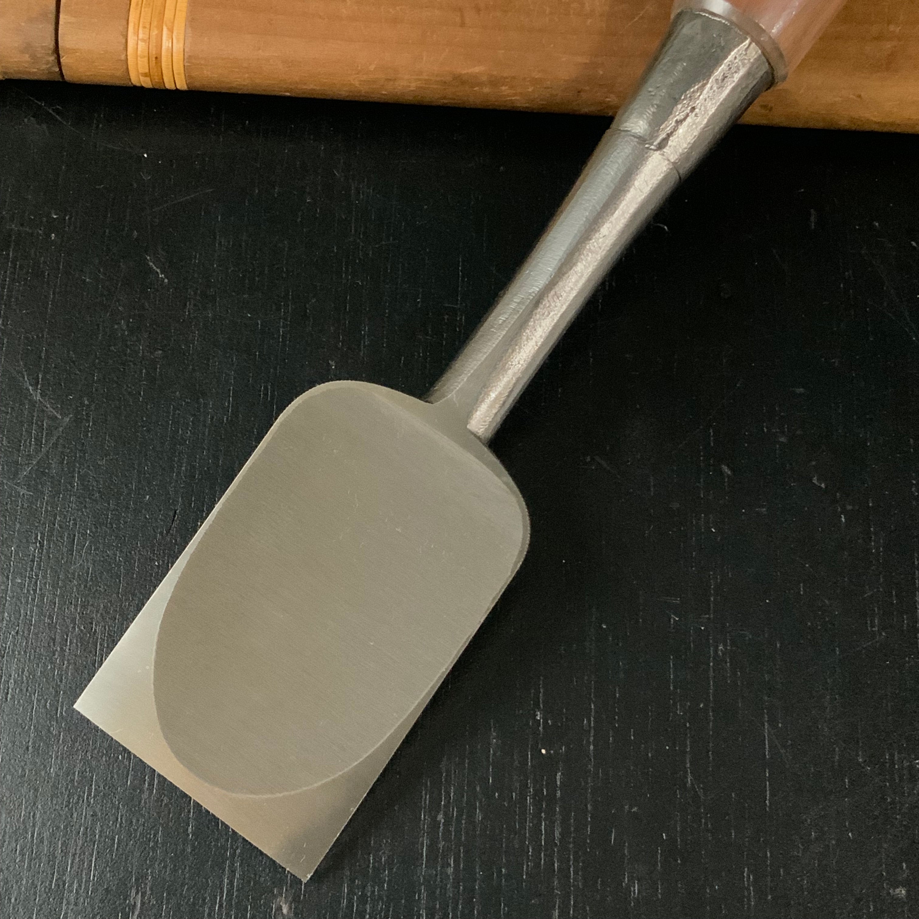 Tasai Special Medium Timber chisels with Japanese red oak 田斎作 中叩き鑿 赤樫柄 48mm Chutatakinomi