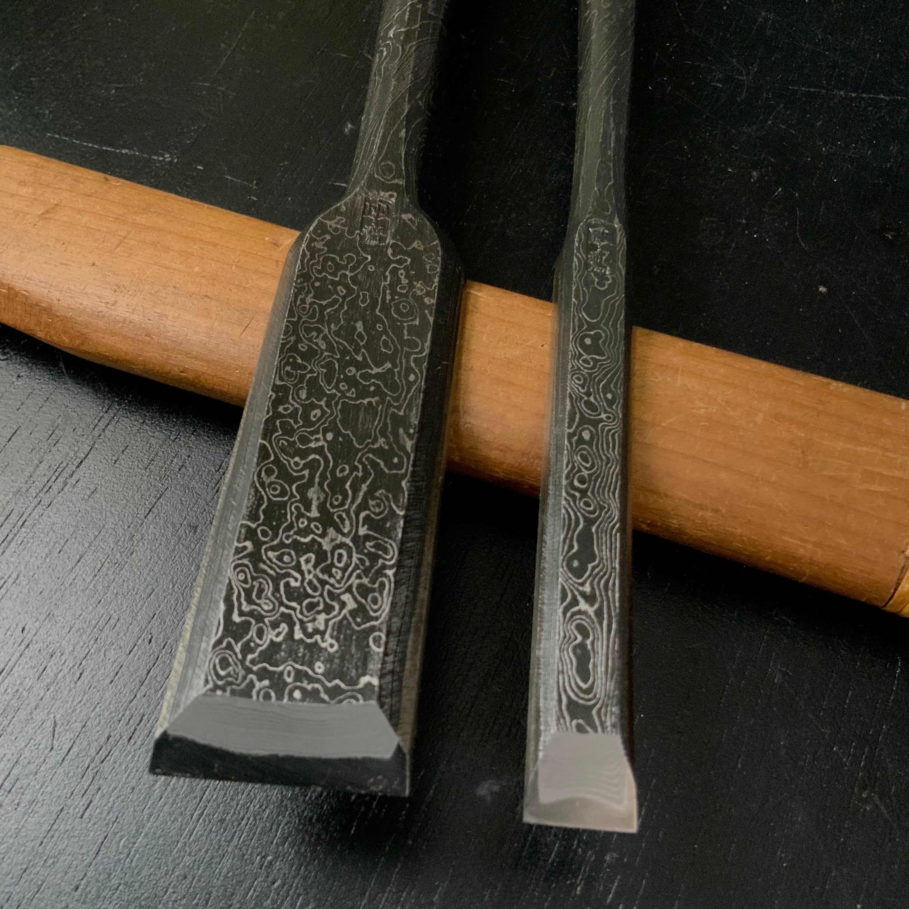 Tasai Mokume Special Paring chisels (Usunomi) with blue steel 田斎作 木目 薄鑿 紫檀柄