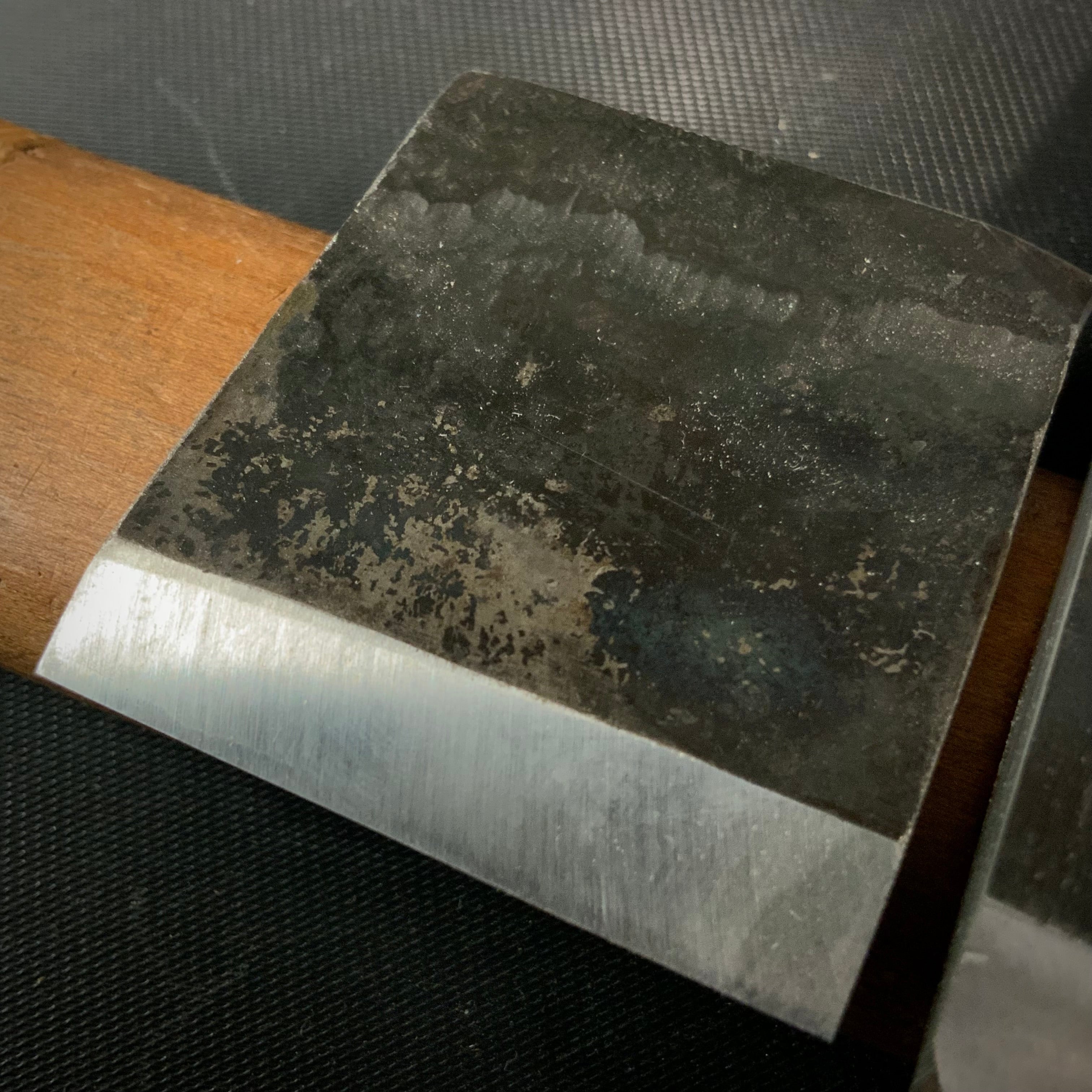 Kenshin Smoothing Plane with Blue steel 仕上げ鉋 謙信 青紙鋼 49mm