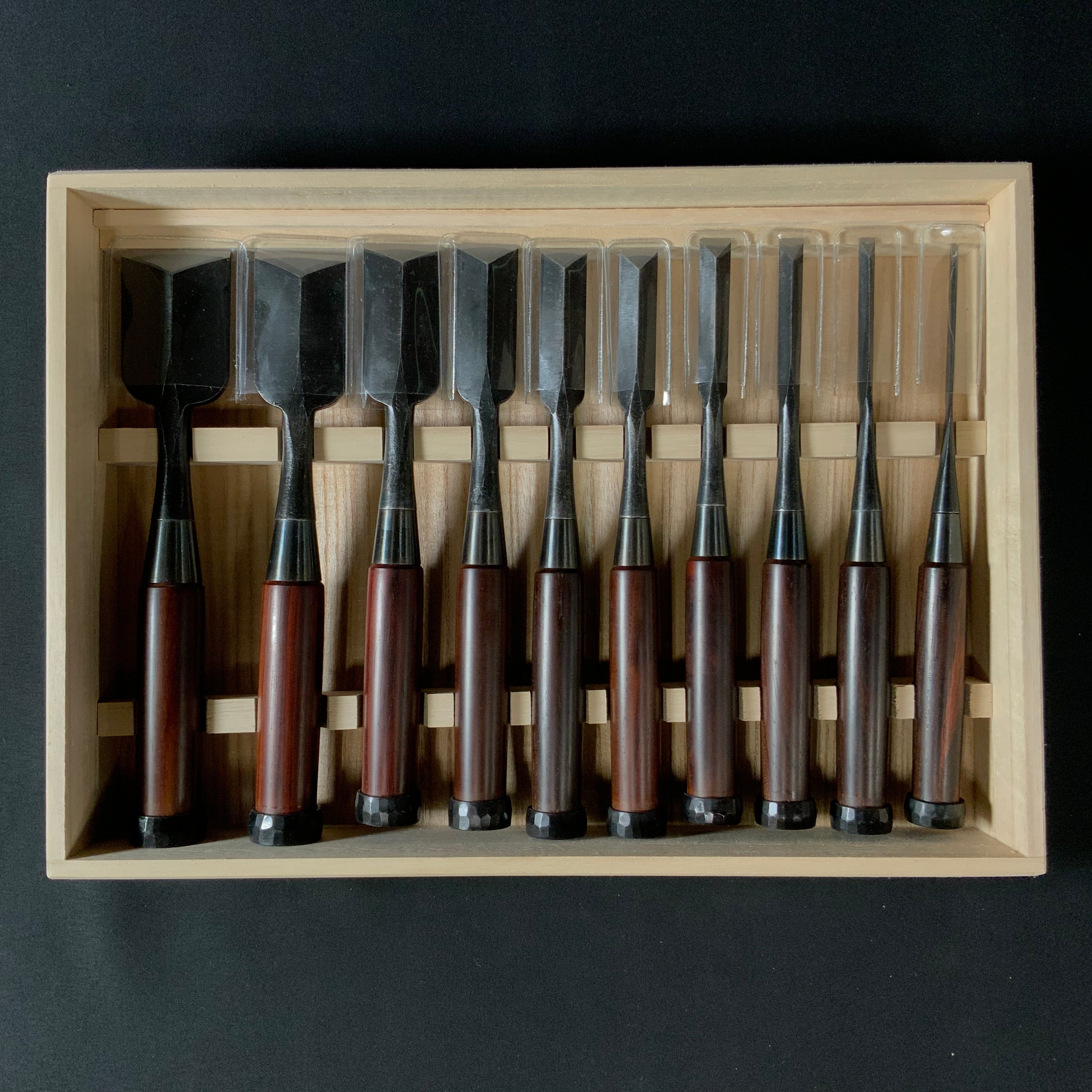 宗家大内 鎬追入組鑿 紫檀柄付 Ouchi Dovetail chisels set by Ouchi 4th generation