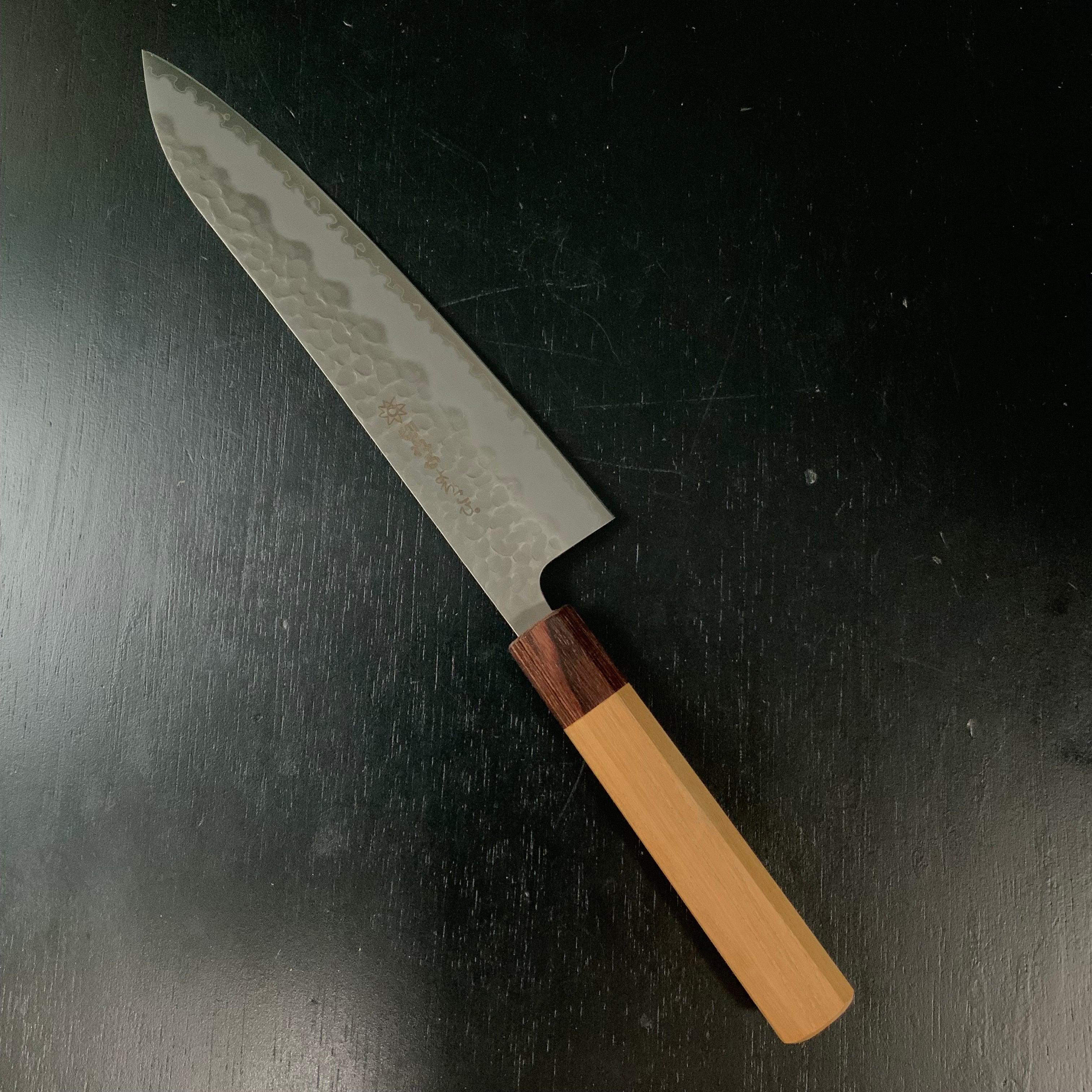Tsuchime Finish Chef knife Gyuto Blue Steel 切れるよろこび 牛刀 槌目仕上 青紙鋼 210mm