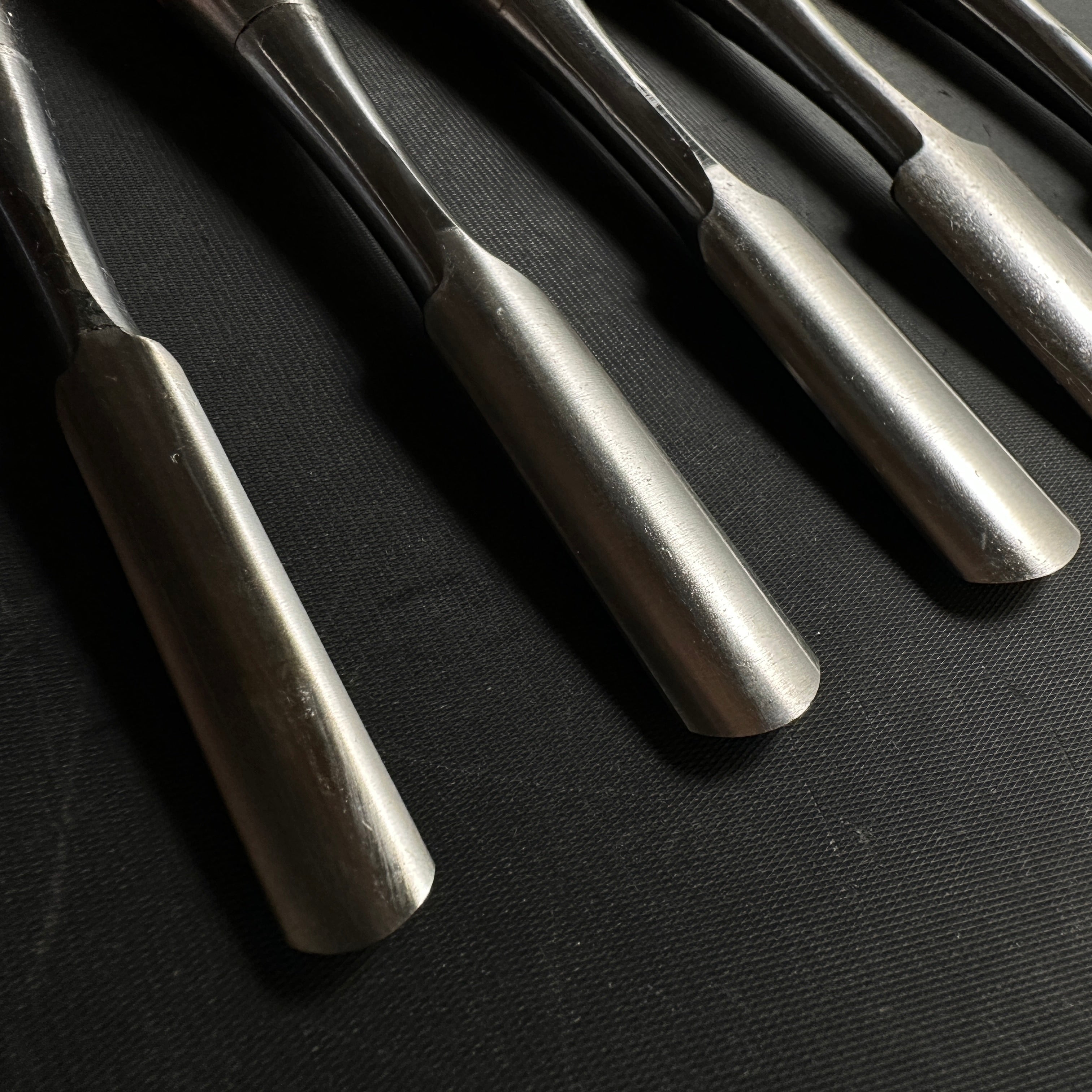 Kuniaki Soto maru chisels 5-piece set with white steel 掘出し物 國明 外丸組鑿 5本組