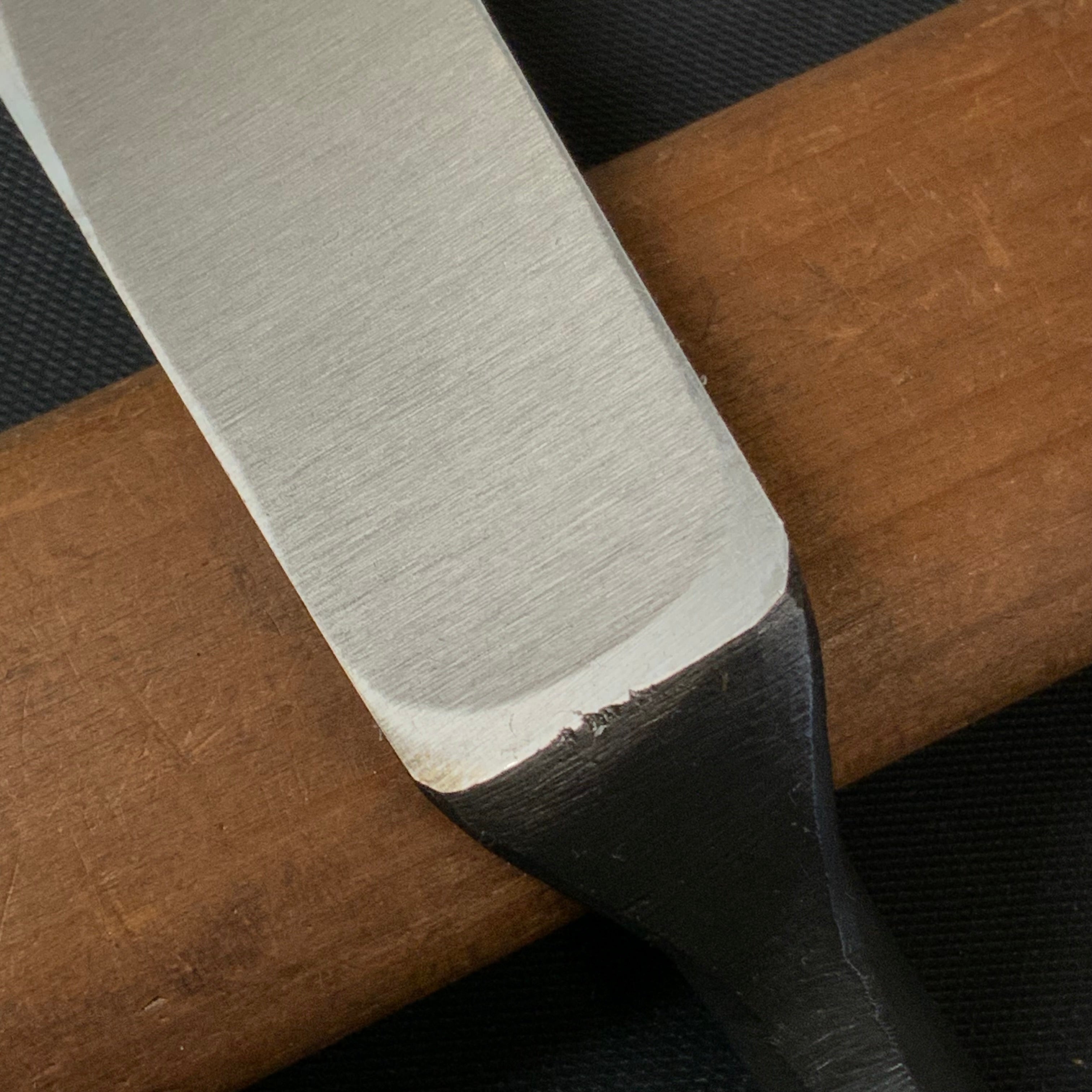 Tasai Timber Bachi(Kotenomi) chisels with blue steel 田斎作 コテ鑿バチ 白樫柄 24mm