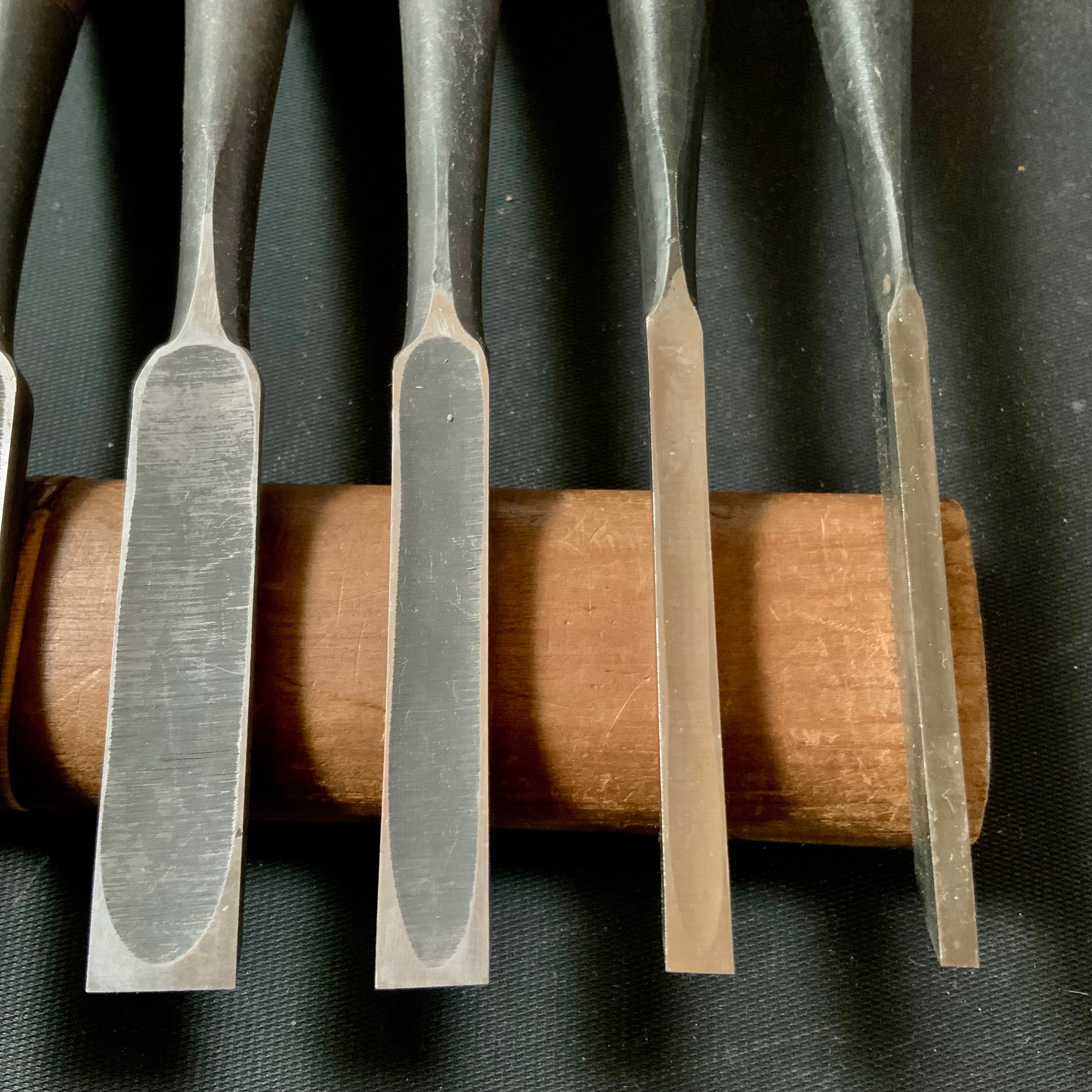 #M149 Mixed set for beginner Bench chisels set by unknown smith バラ鑿合わせ 初心者におすすめ 追入組鑿作者不明