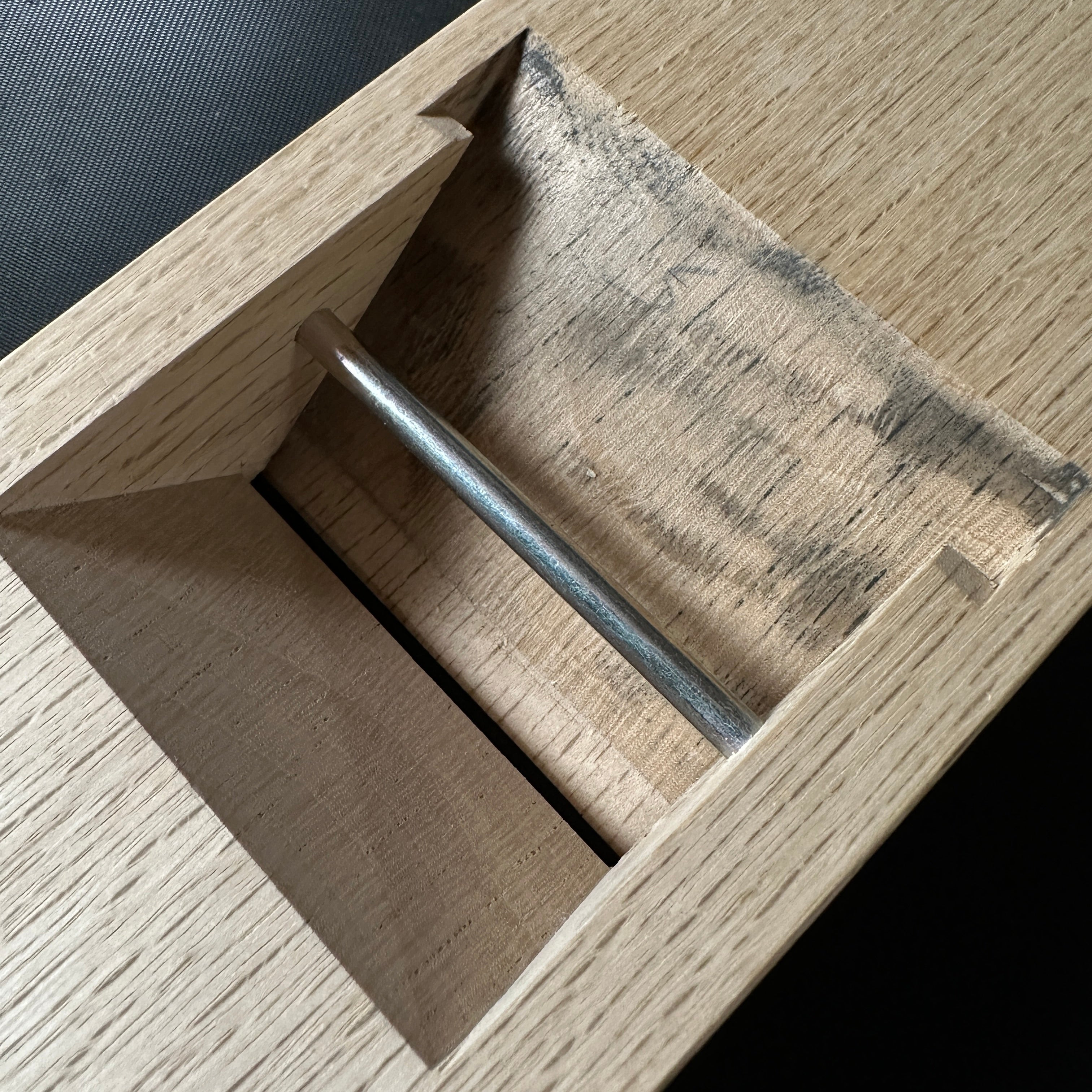 Old stock Etsuei Smoothing Plane (Kanna) by Tsutsumitomoichi Koyoshiya Body 掘出し物 堤朋一作 悦英 仕上げ鉋 70mm