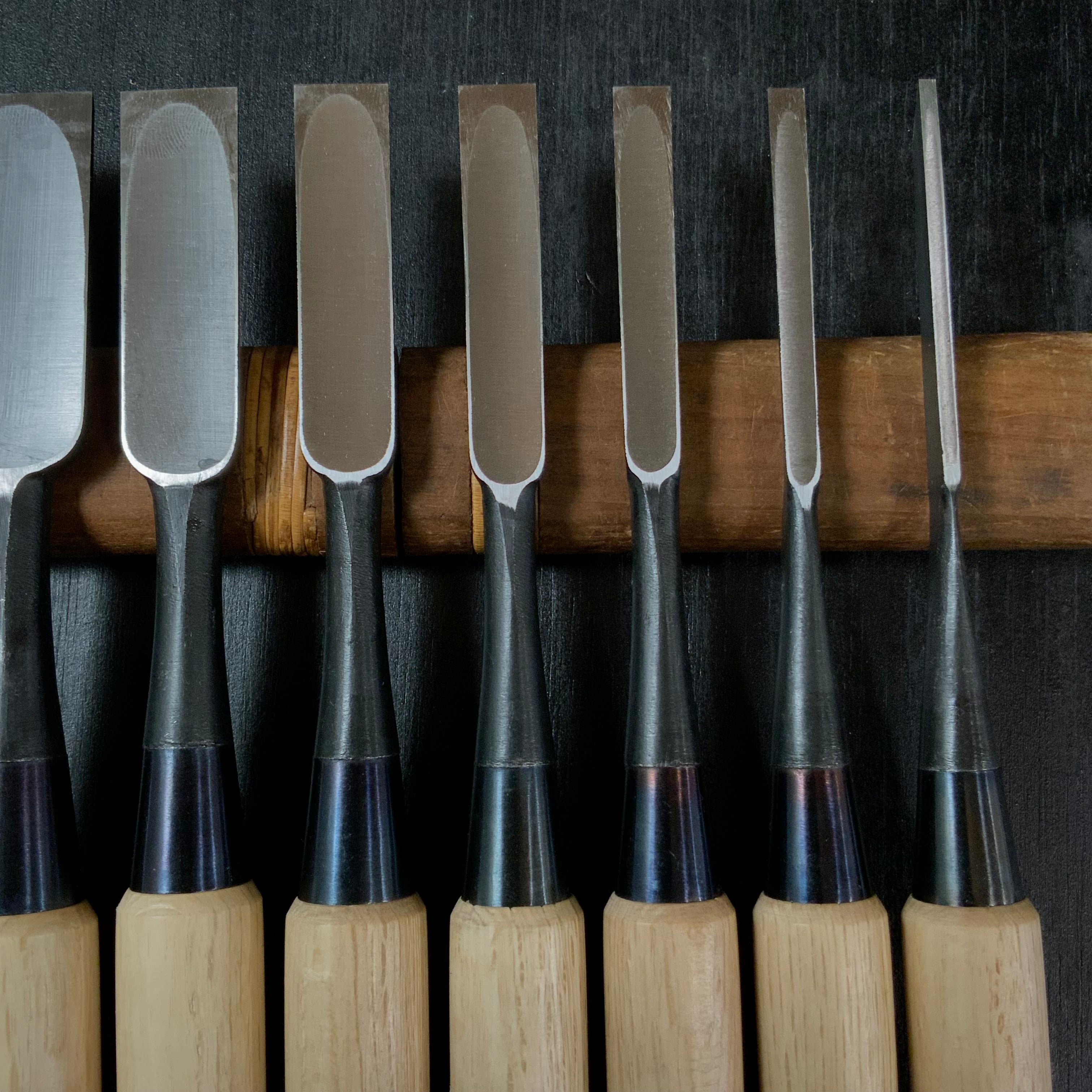 Ouchi Dovetail chisels set by Ouchi 4th generation 四代目大内俊明作 宗家大内 鎬追入組鑿 シノギ