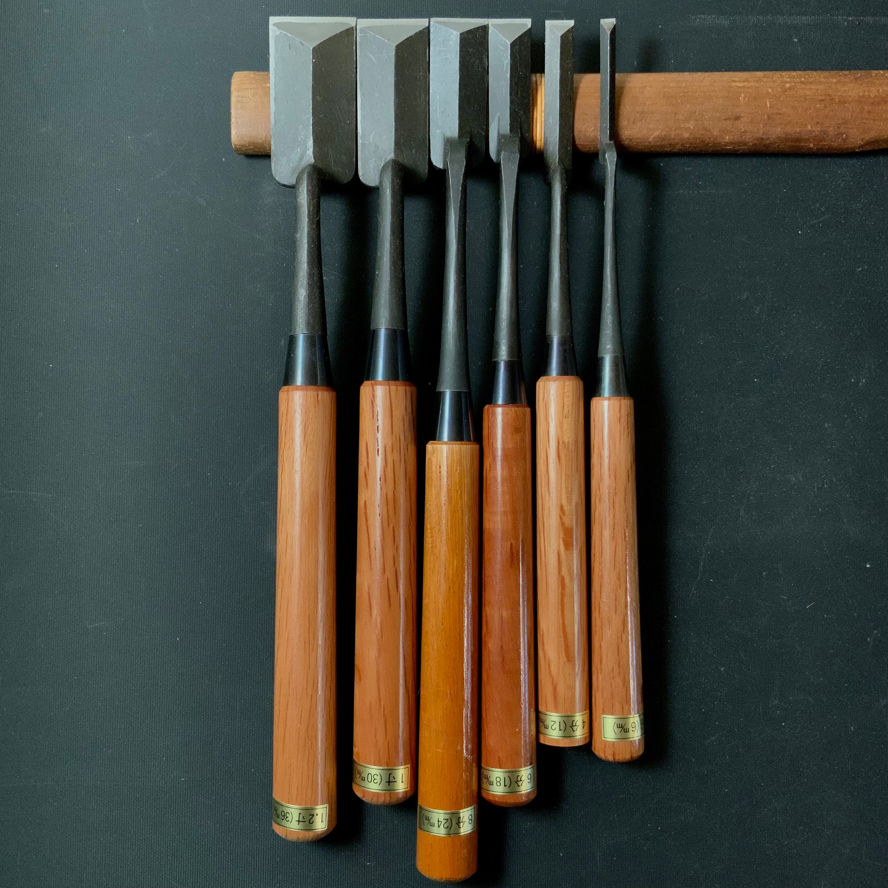 Old stock Kunitsuru Trowel chisel (Kote nomi) Dovetail type  掘出し物 國鶴  鎬型 鏝鑿