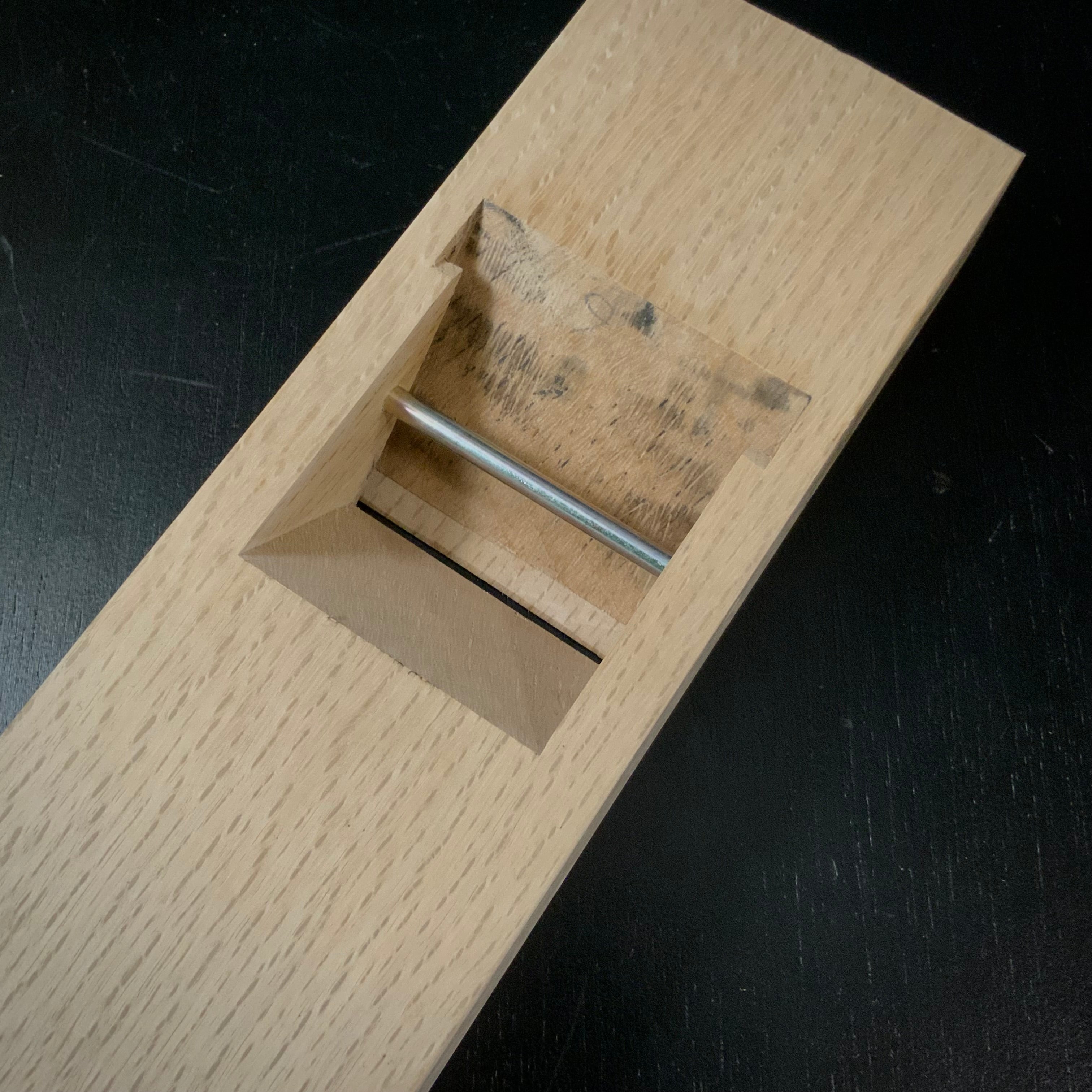 second class goods Teruhide Smoothing Plane (Kanna) 掘出し物 輝秀 石堂秀雄作 仕上げ鉋 65mm