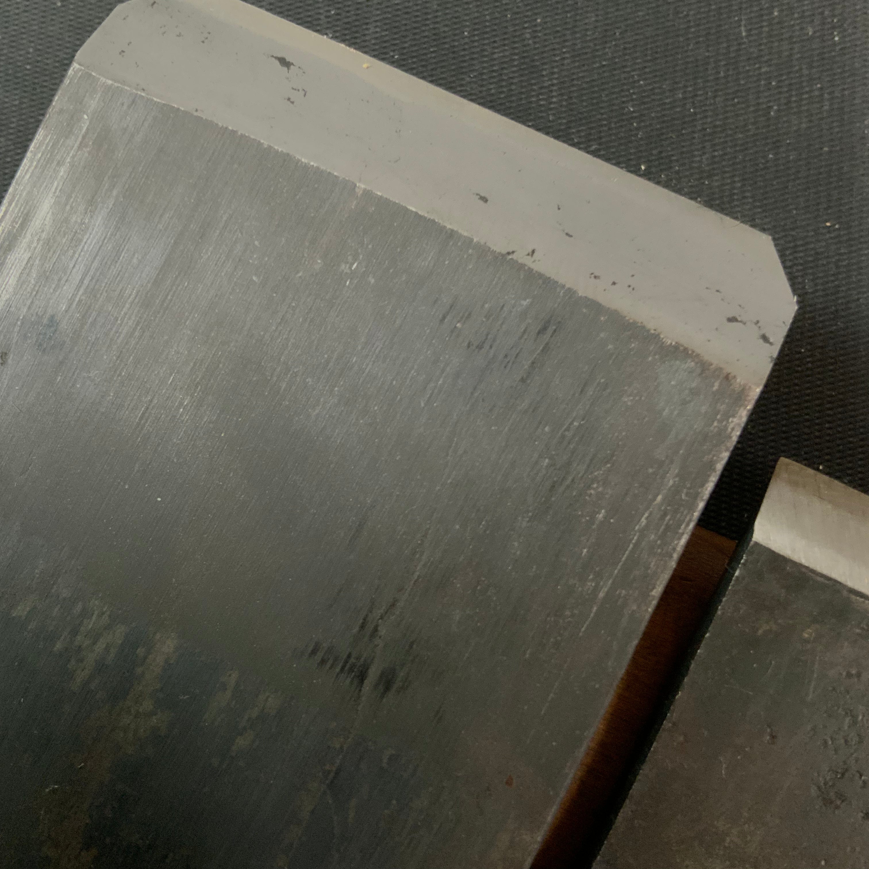 Old stock eleventh generation Teruhide Smoothing Plane (Kanna) 掘出し物 輝秀 十一代目 石堂秀雄作 仕上げ鉋 54mm