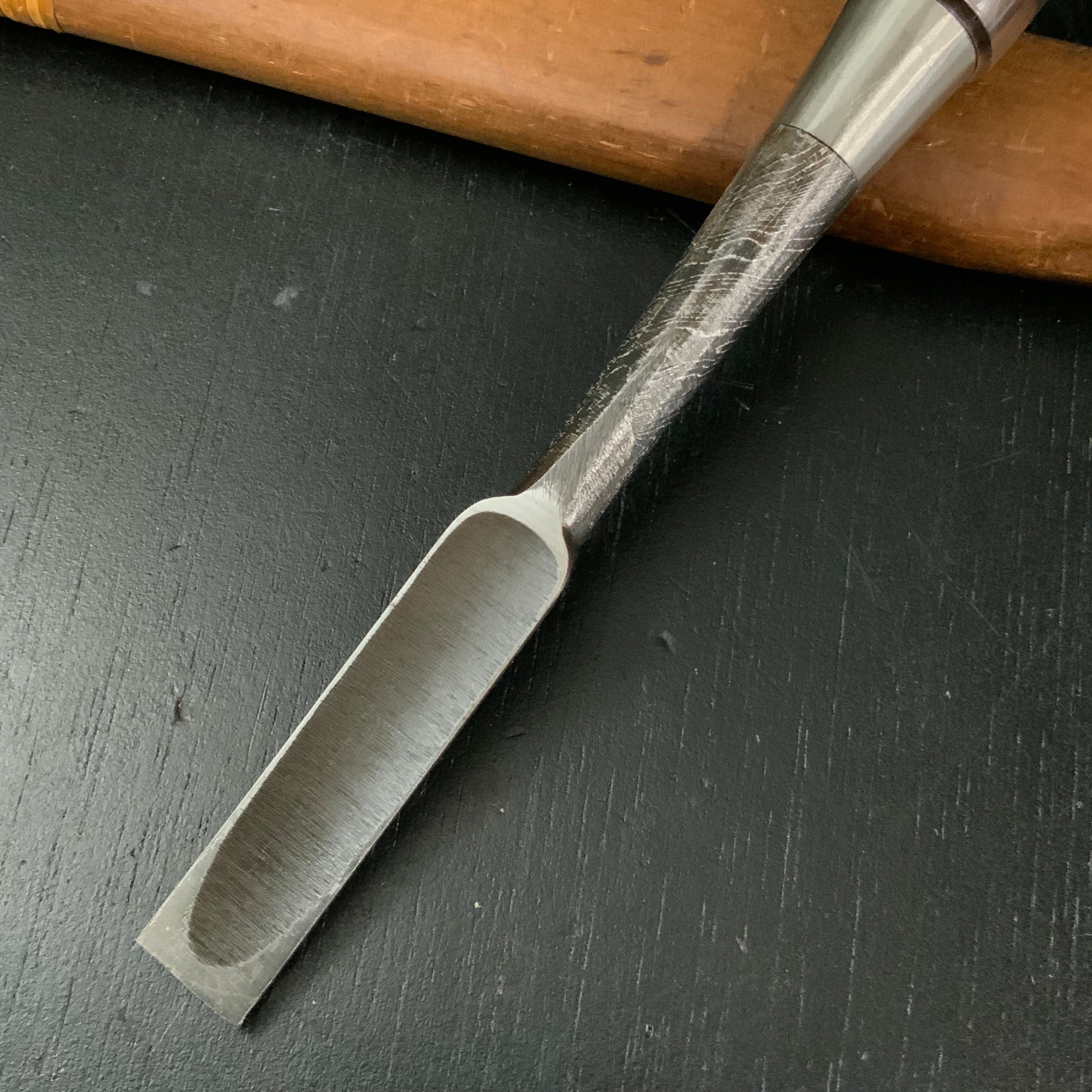 Tasai Masame Special Bench chisels with blue steel 田斎作 柾目 追入鑿 紫檀柄 15mm