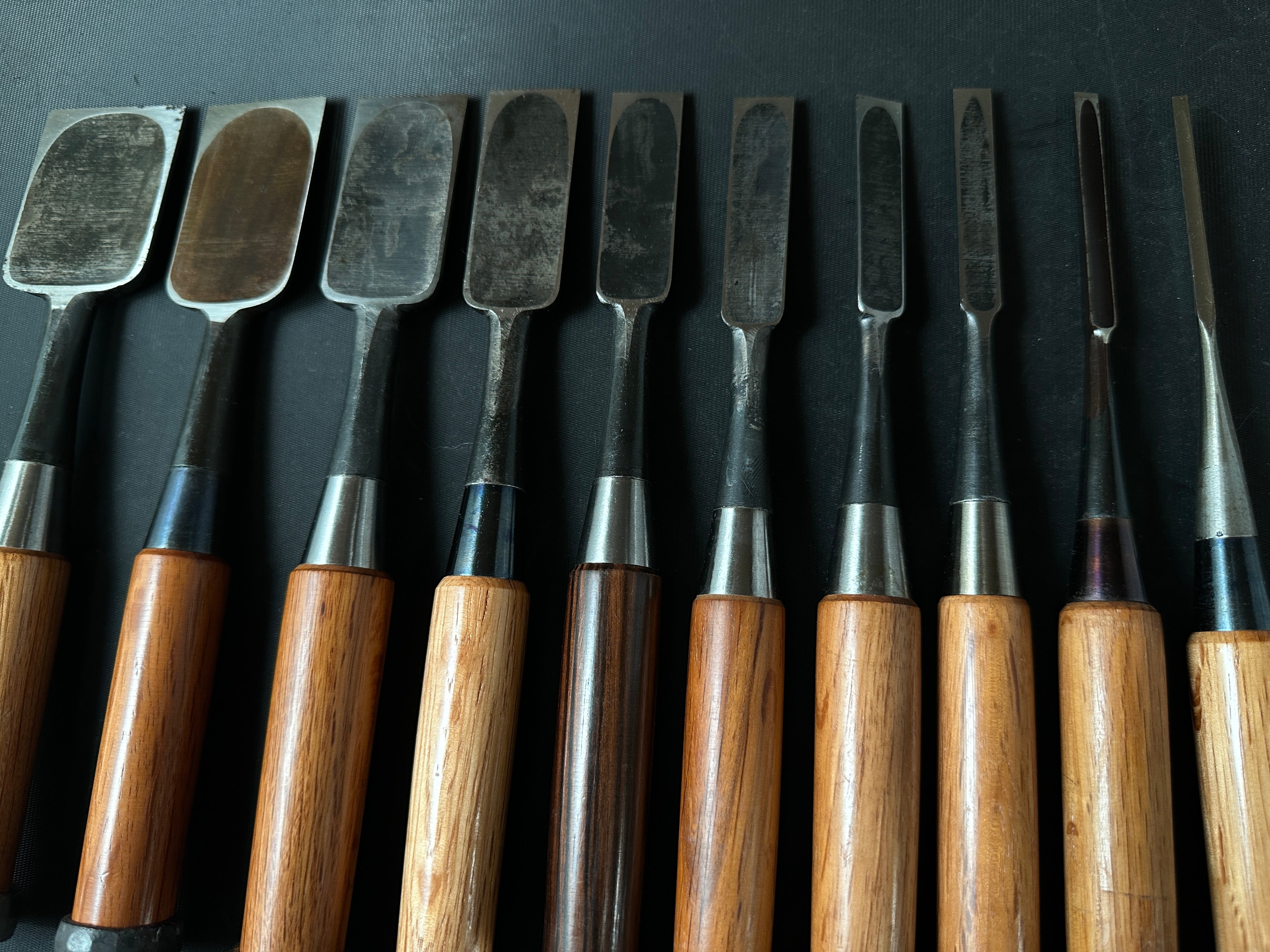 #M134 Mixed set for beginner Bench chisels set by unknown smith バラ鑿合わせ 初心者におすすめ 追入組鑿 作者不明