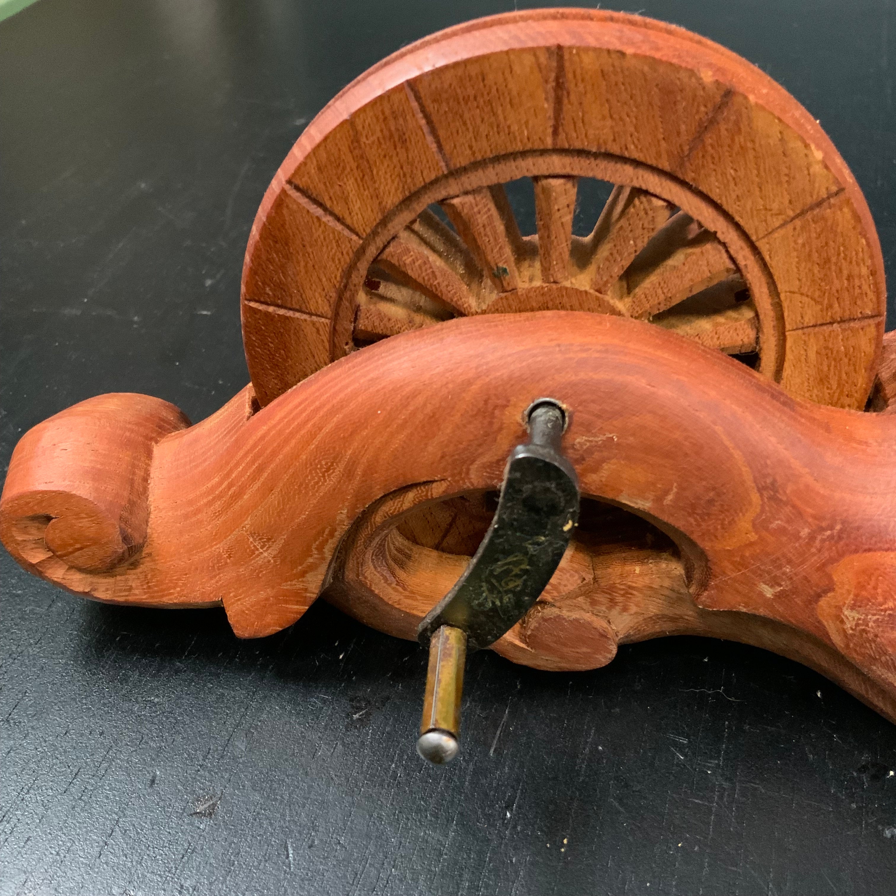 #ST50 Japanese Carpenter Ink Pot Traditional Measuring Tools Sumitsubo by Masasumi 正清作 亀 墨壺 欅 255mm