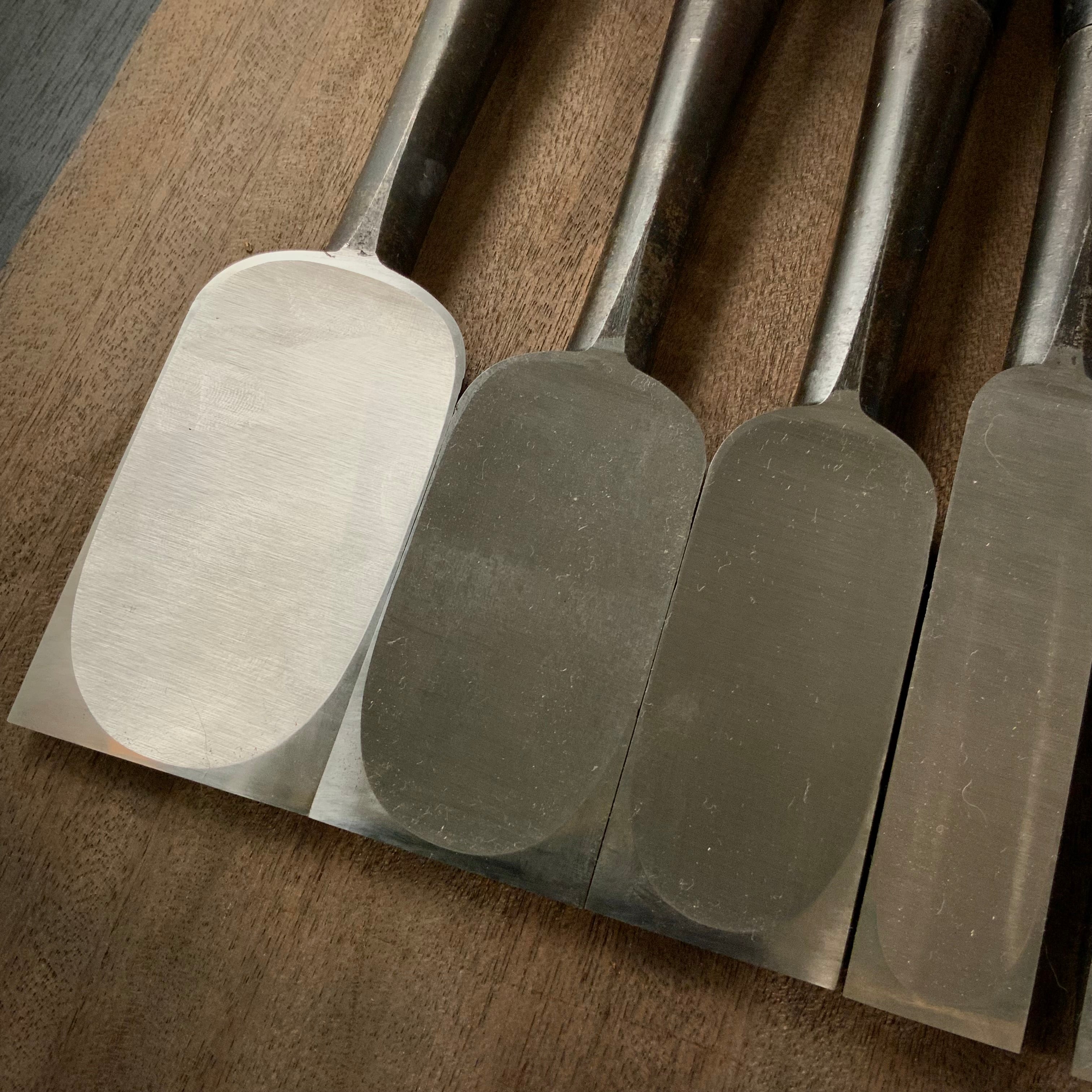 Old stock Hidari Hisasaku 2rd Timber chisels by Ikegami Takanobu 池上喬庸作 二代目左久作 叩き鑿 Tatakinomi