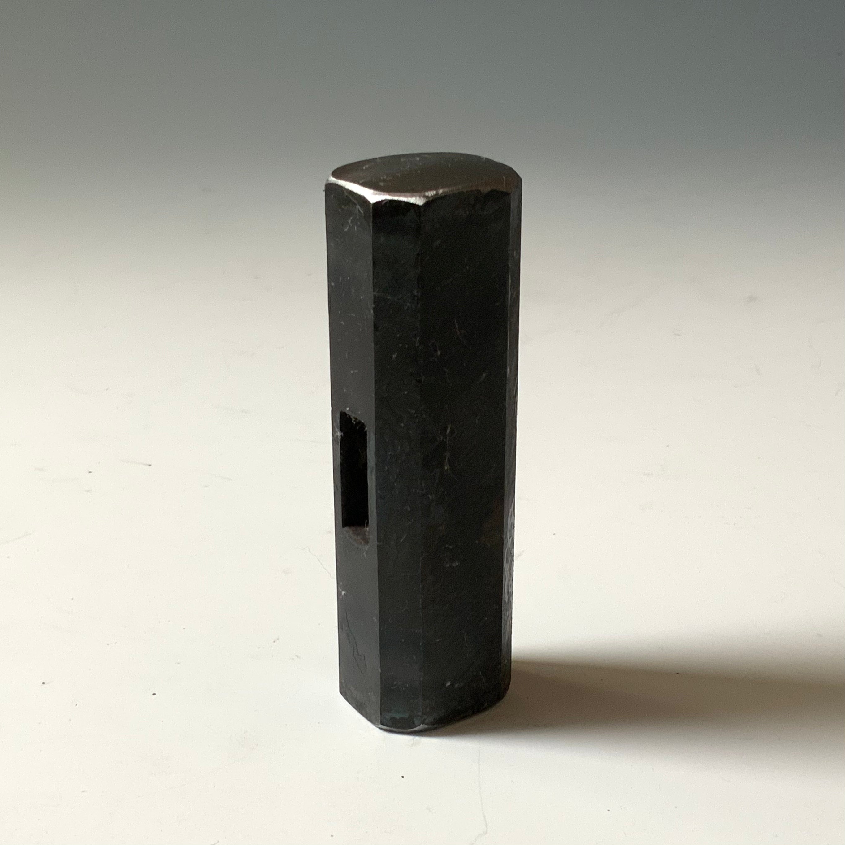 Tenun Octagon Hammers with Hand-filed Blacksmith Finish 天雲作 八角玄翁 ヤスリ黒仕上