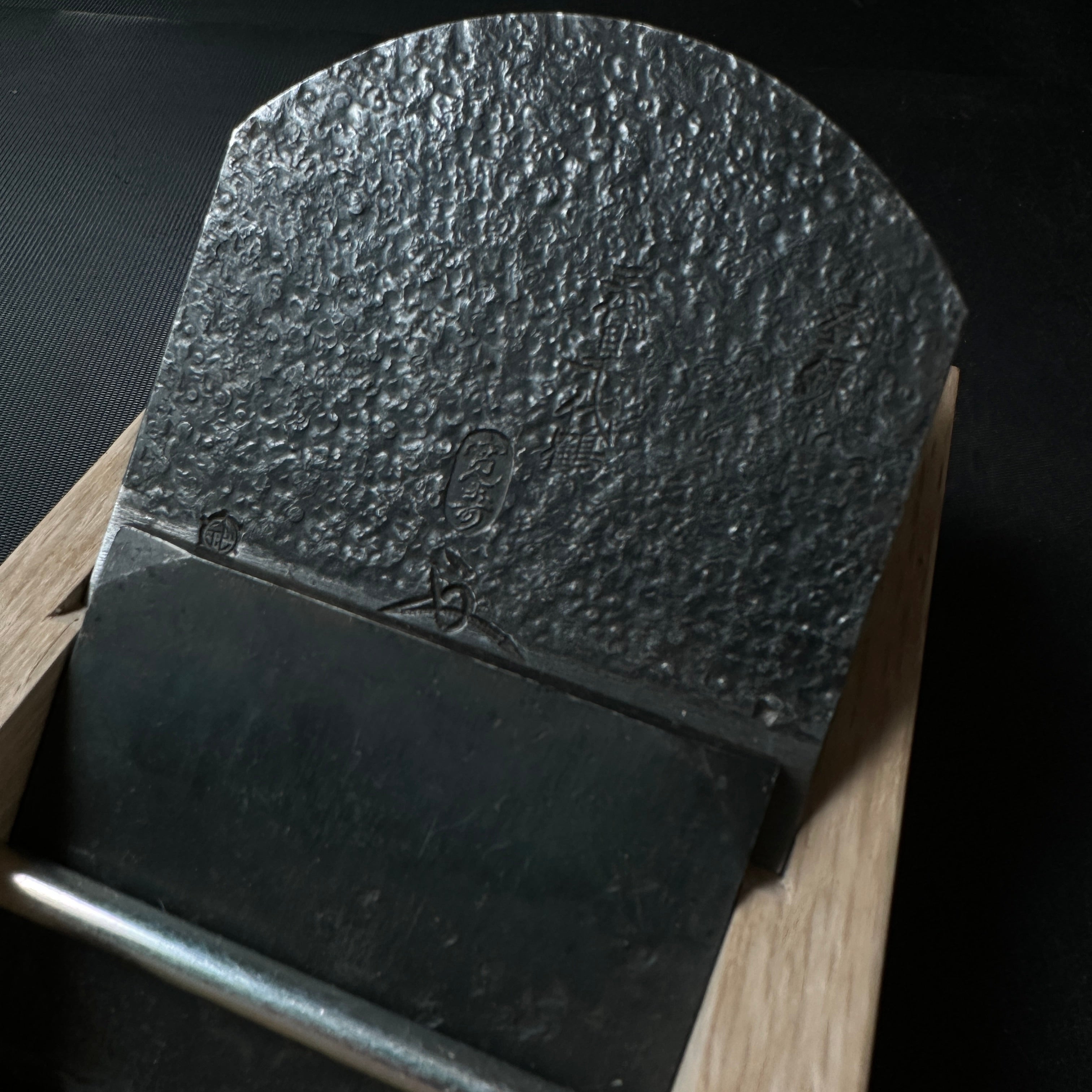 Old stock #2 Kanju Smoothing Plane by Chiyotsuru Nobukuni 掘出し物 三代目千代鶴作 寬寿 仕上げ鉋 70mm No.43461