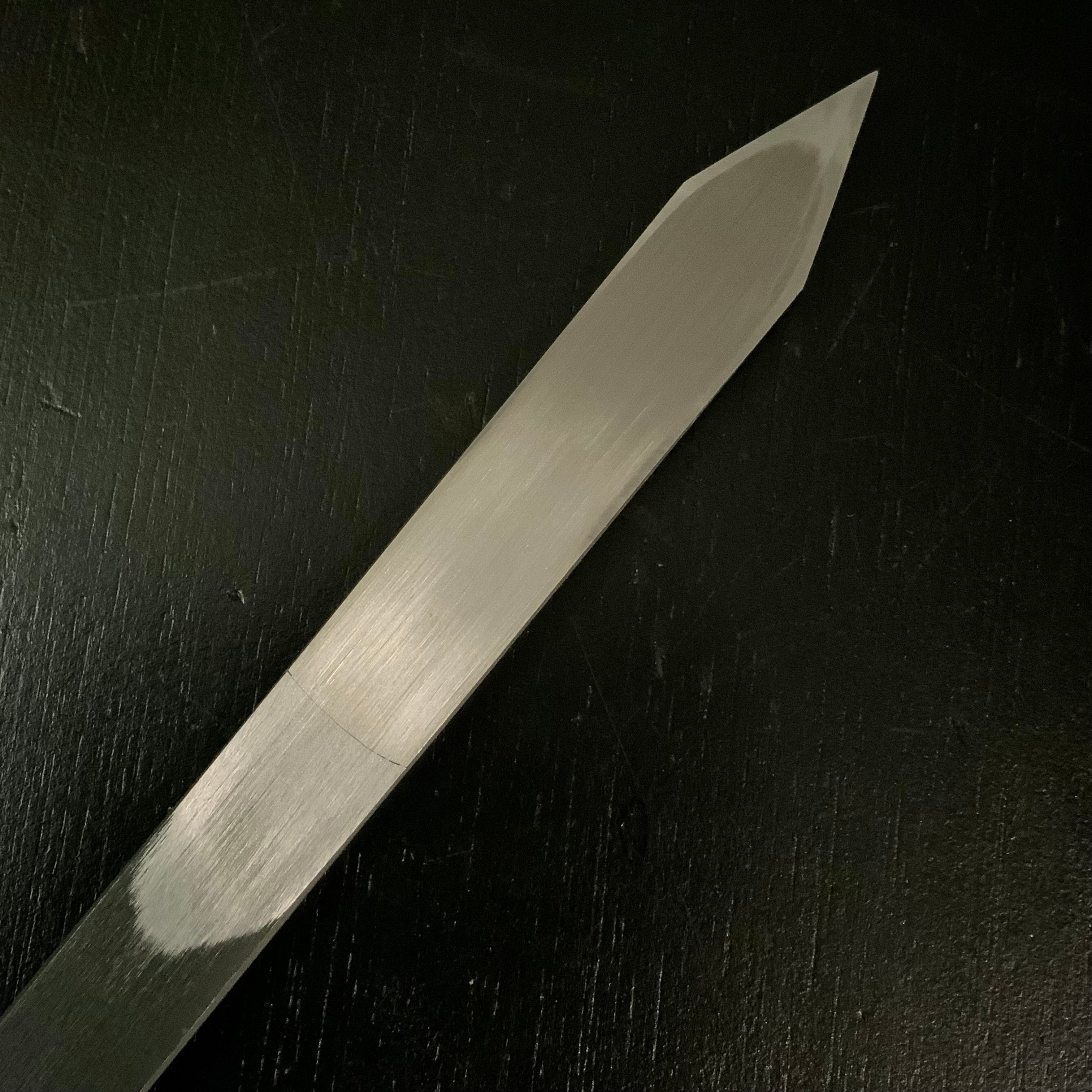 Yoshihide Sakamitsu Tsuchime Kensaki Knives with White (Steel acute angle) 吉秀 三代坂光作 剣先小刀 槌目仕上 鋭角