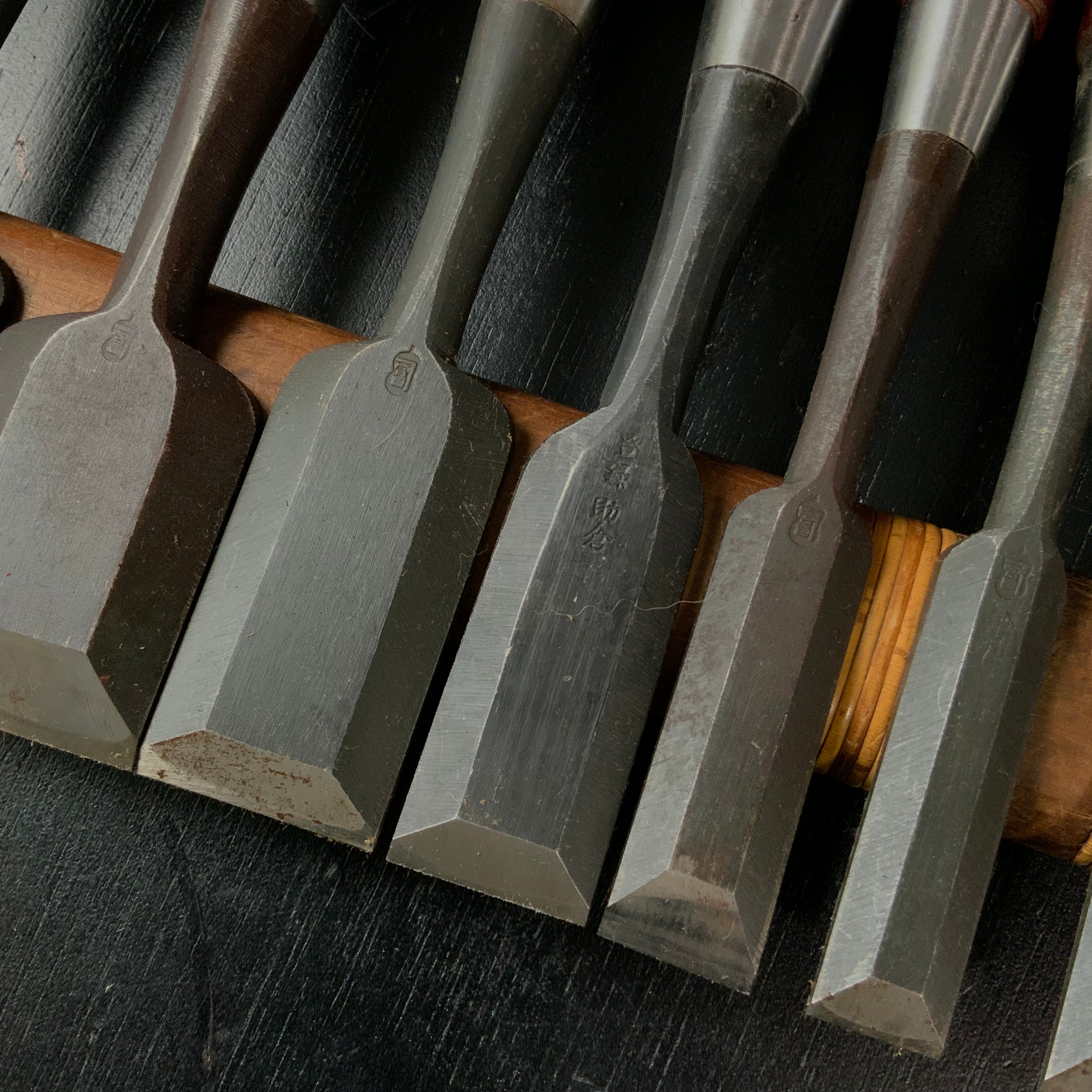 #M181 Mixed set for beginner Bench chisels set by unknown smith バラ鑿合わせ 初心者におすすめ 追入組鑿作者不明