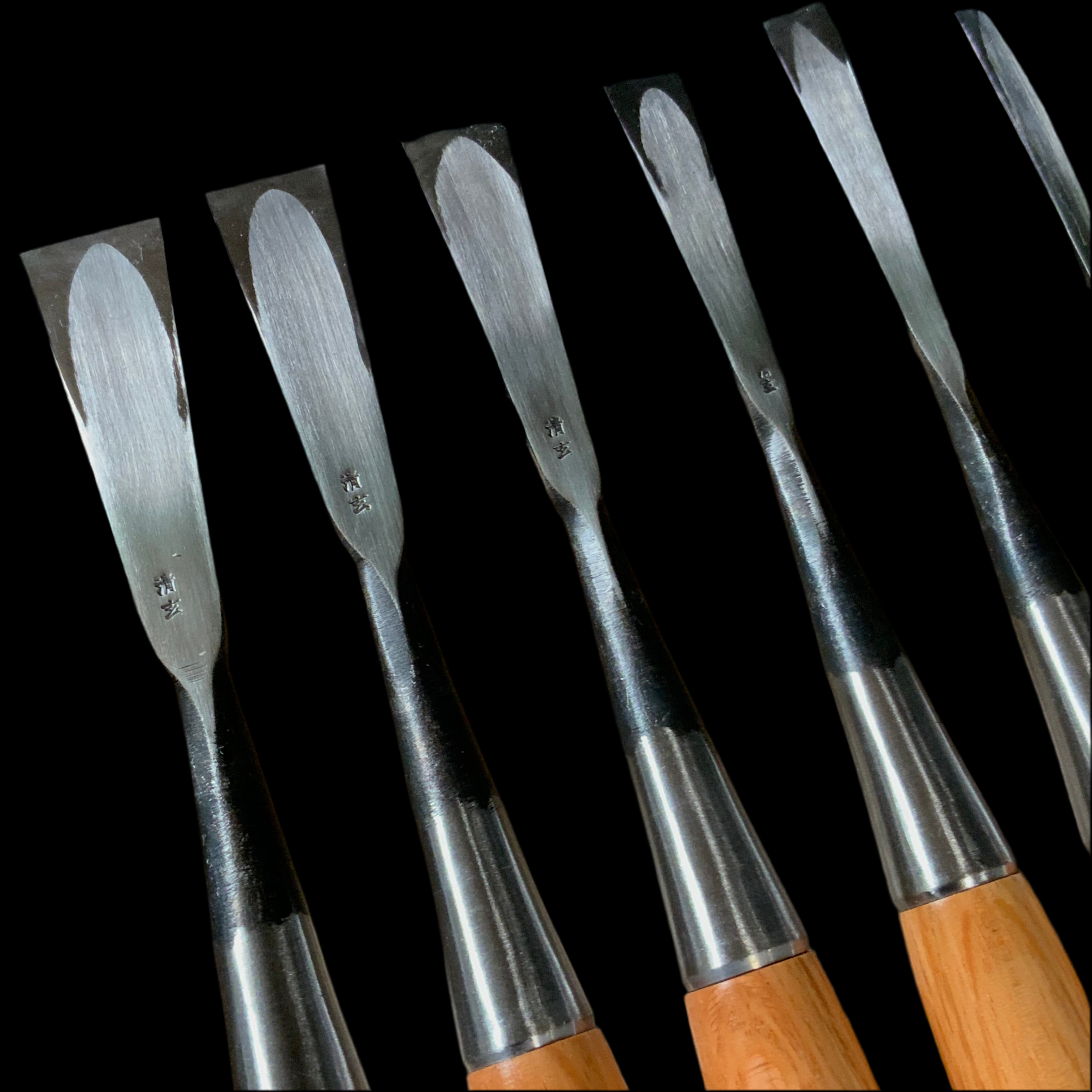 Seigen FishTail chisels set (Bachi chisels) 清玄作 バチ組鑿 (フィッシュテール)7本組