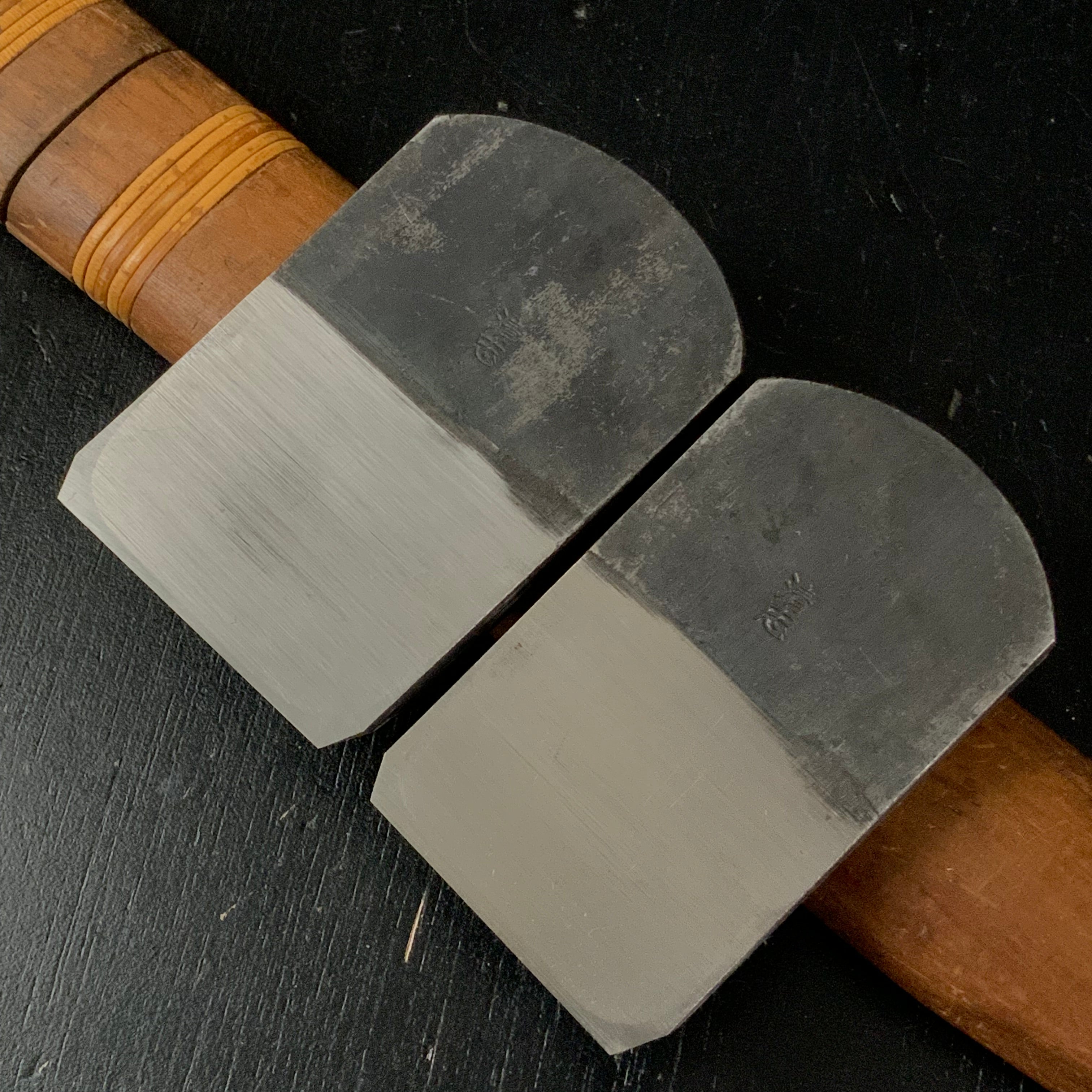 Old stock Kiyotada Wholesaler stamp Standing Plane / 清忠(問屋銘・水平屋) 台直鉋 段付