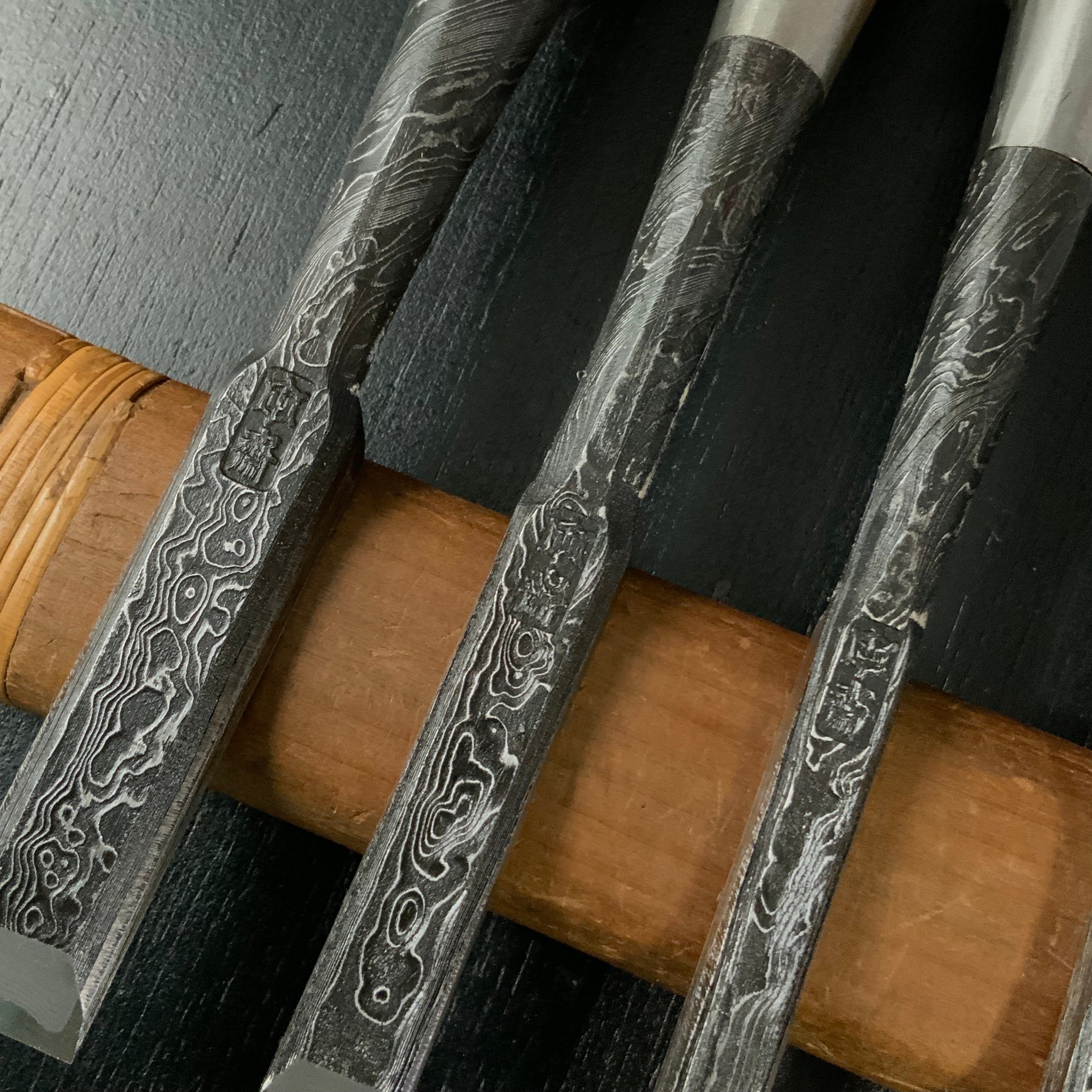 Tasai Mokume Special Bench chisels set with Rosewood handle 田斎作 木目造り 追入組鑿 5本組 紫檀柄