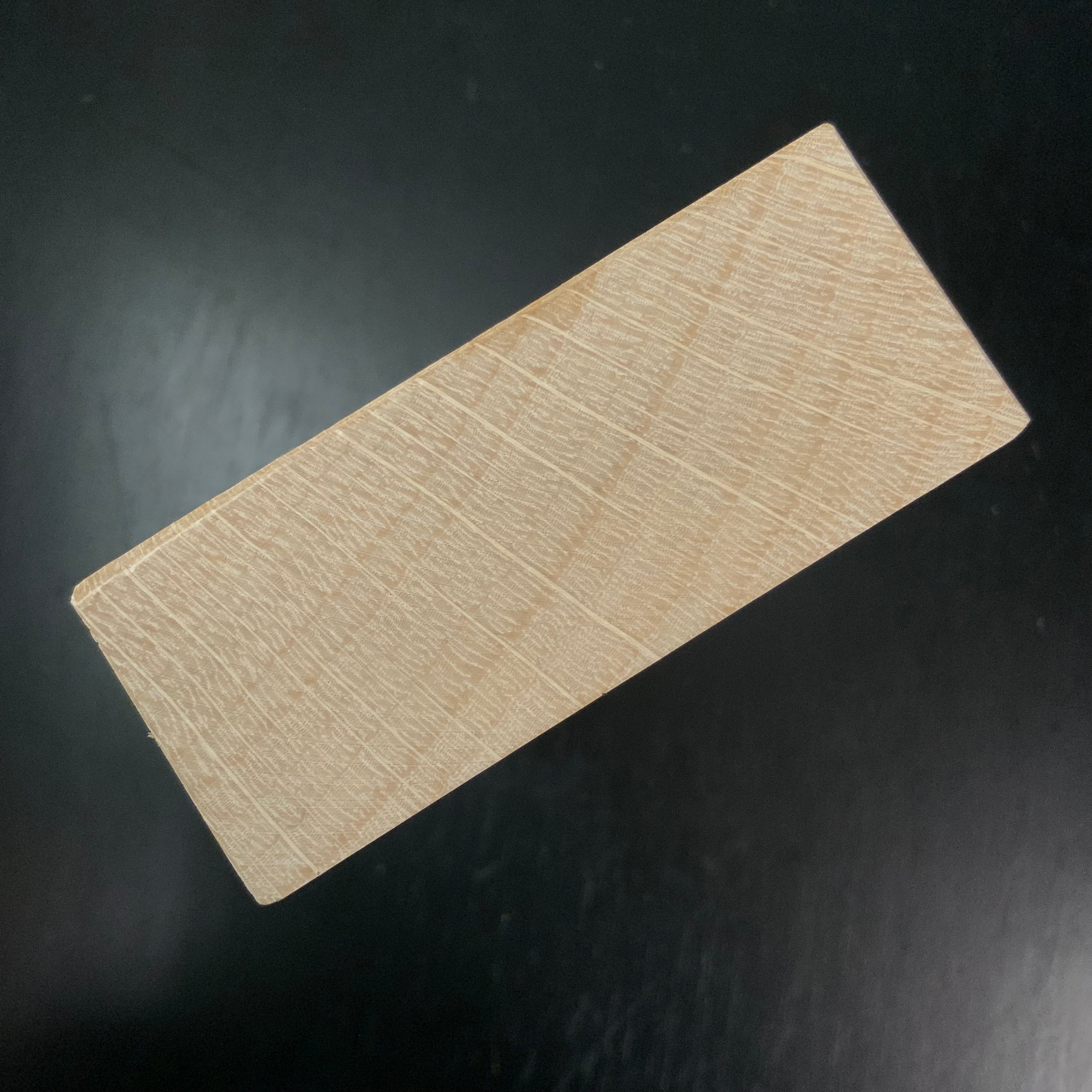 Keizaburo #2 Washi Smoothing Plana(Kanna) with Koyoshiya dai 圭三郎 鷲 仕上鉋 小吉屋台 70mm