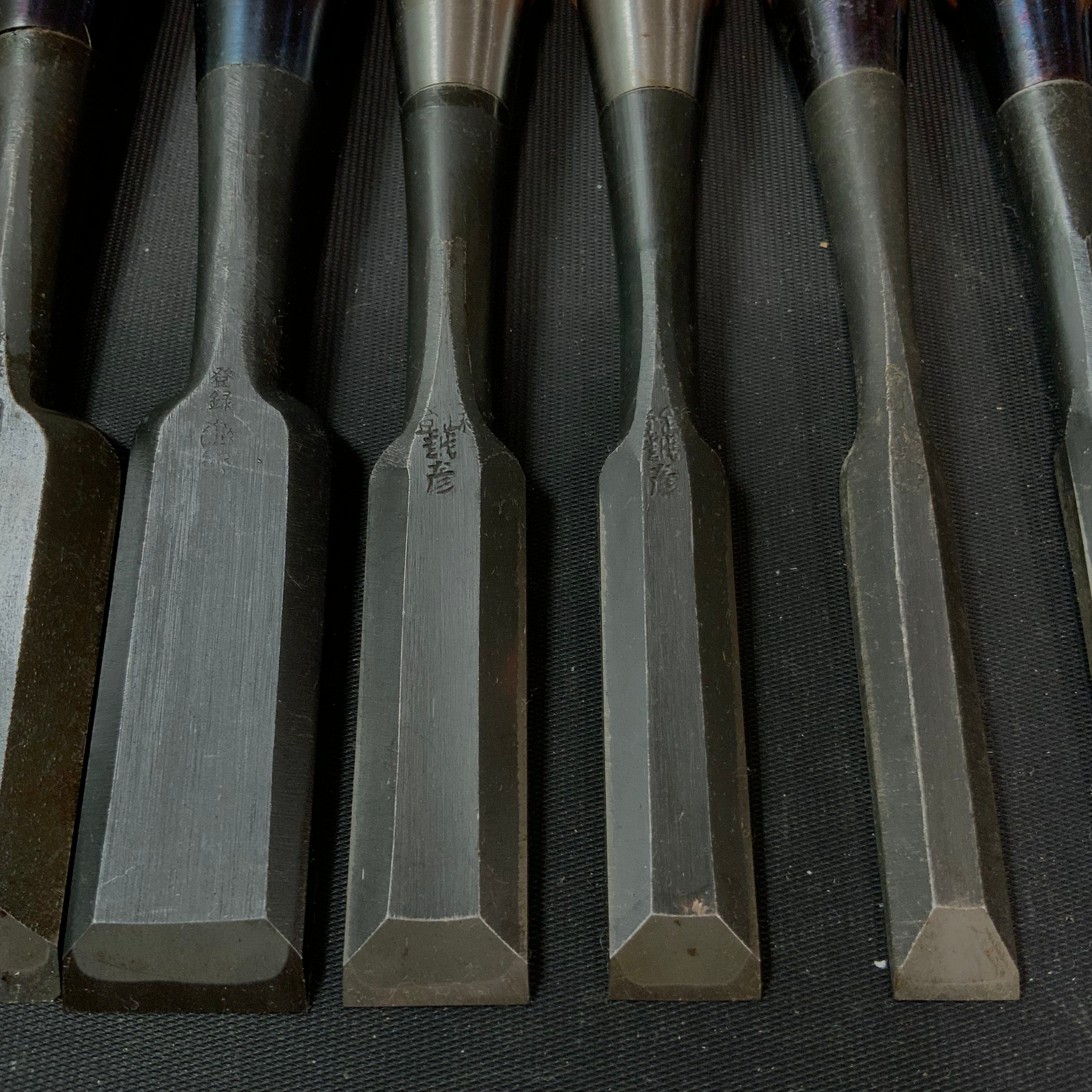 #M143 Mixed set for beginner Bench chisels set by unknown smith バラ鑿合わせ 初心者におすすめ 追入組鑿作者不明