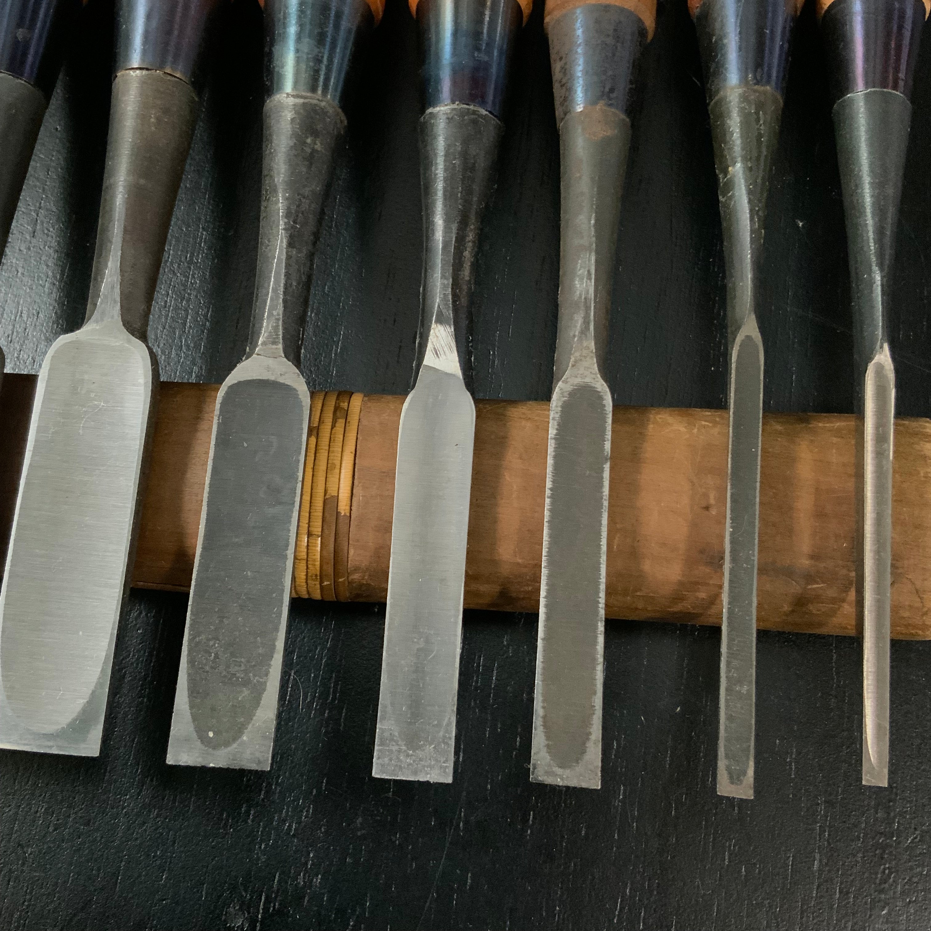 #M173 Mixed Bench chisels set by unknown バラ鑿合わせ 追入れ組鑿 10本組 作者不明