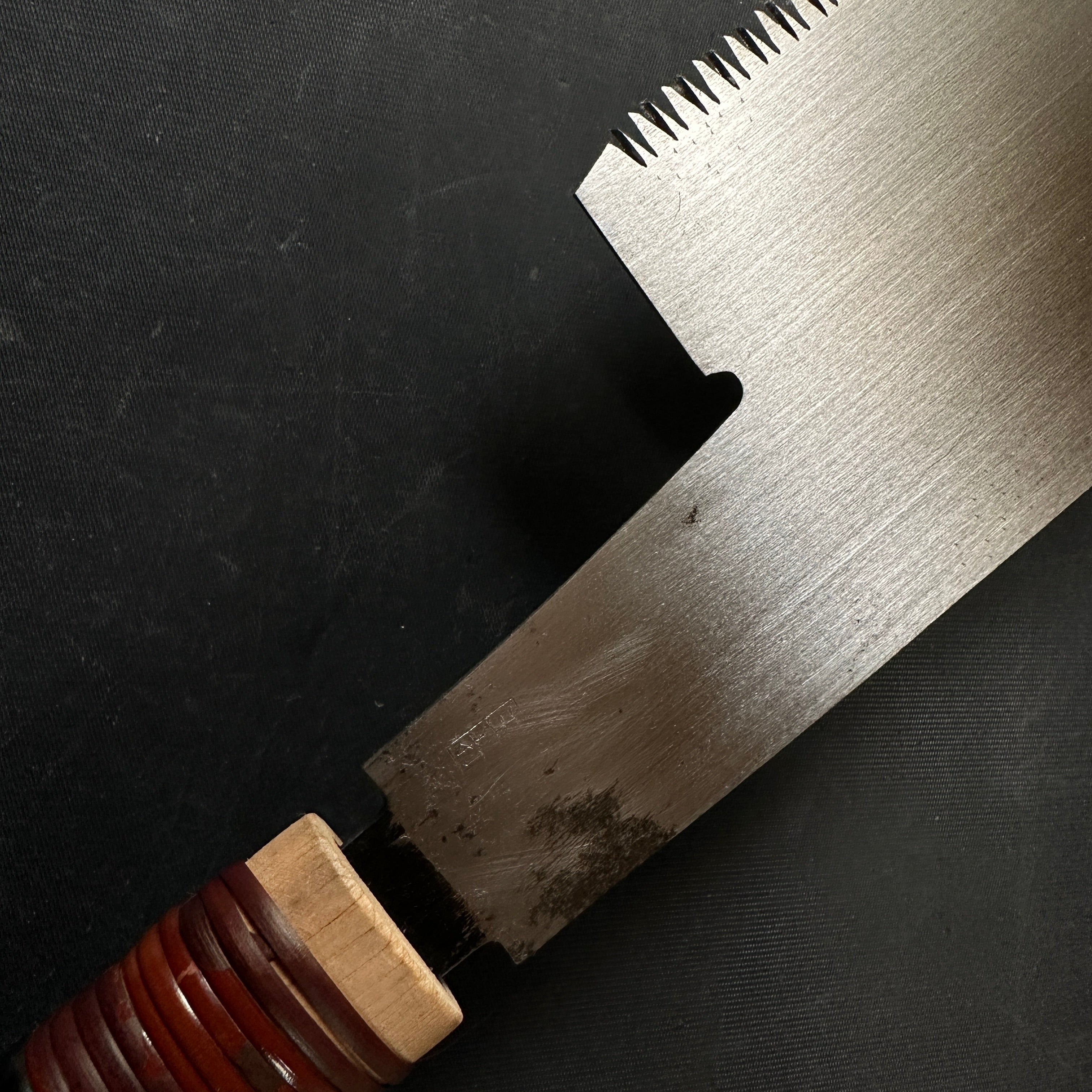 #K3 Ready to use! Old stock Single Edge Cross cut Hand Made Saw with Eddy Type Handles set by Kurashige 直ぐ使い 倉重栄助氏目立 渦巻き柄 片刃鋸 横挽 300m