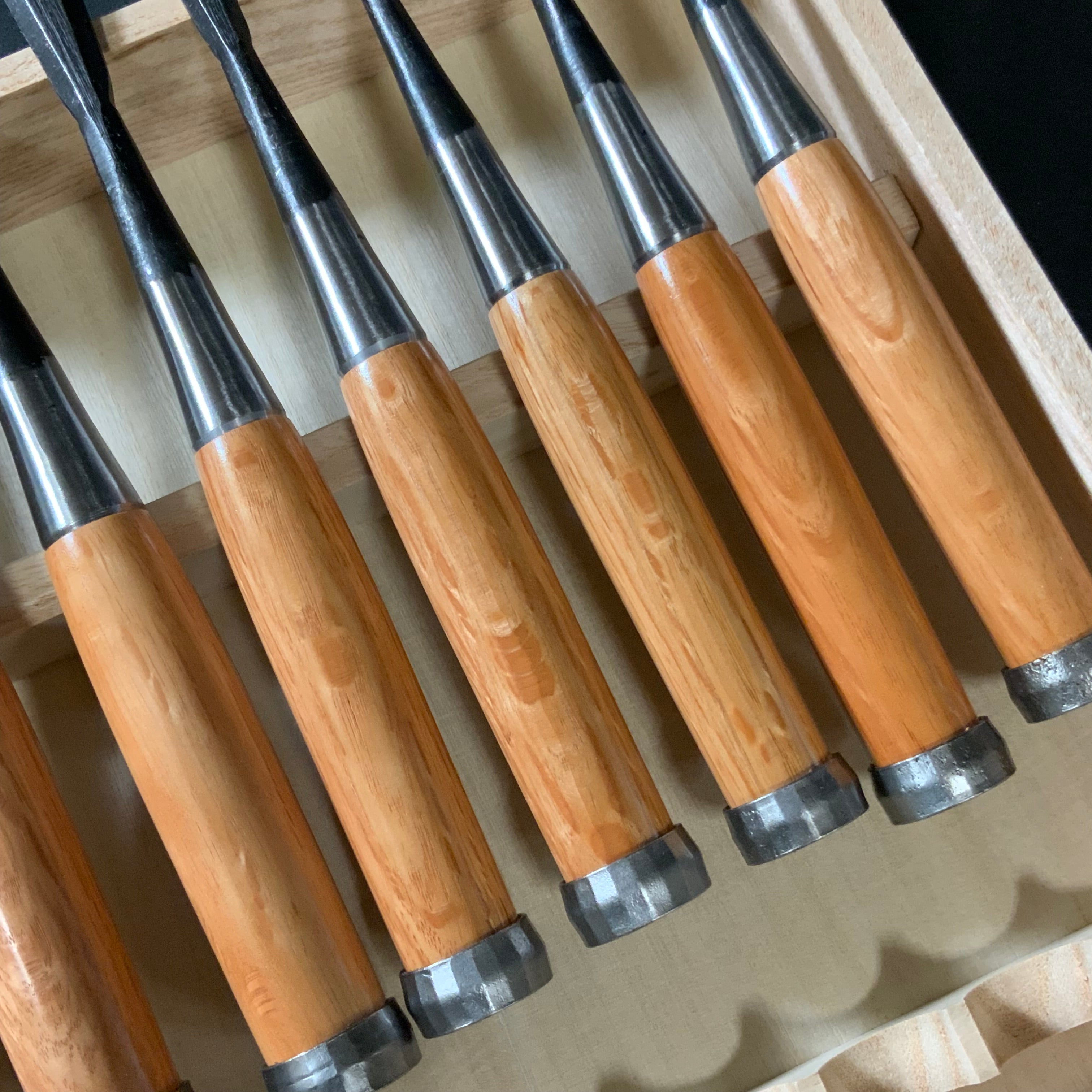 Seigen FishTail chisels set (Bachi chisels) 清玄作 バチ組鑿 (フィッシュテール)7本組