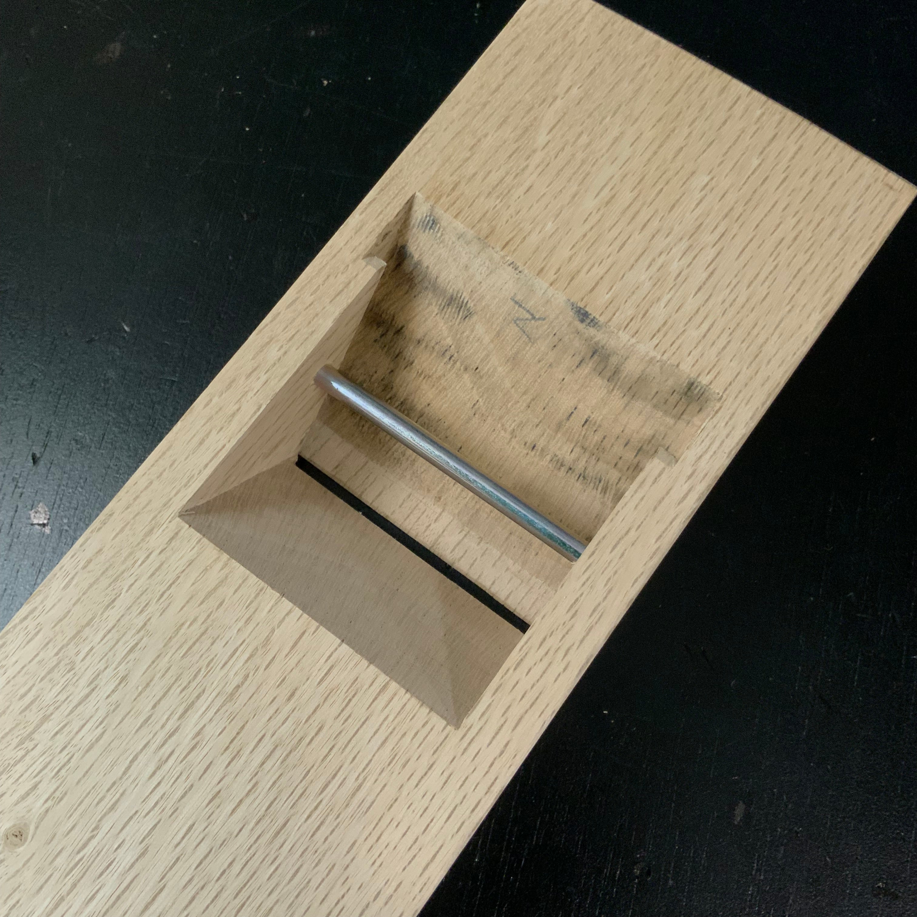 Old stock Hiun eleventh generation Teruhide Smoothing Plane (Kanna) 掘出し物 飛雲 十一代目 石堂秀雄作 仕上げ鉋