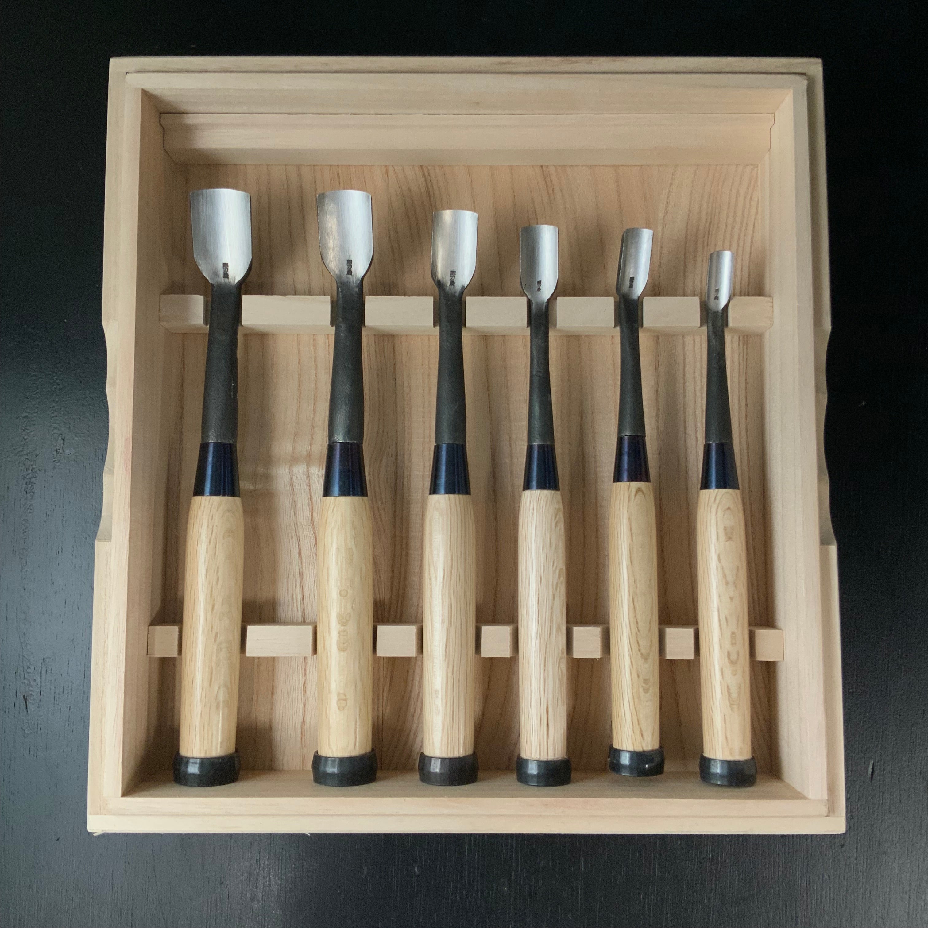 Chotousei Spoon chisels set Carving chisels with blue steel advanced grade 彫刀晟 小倉彫刻刃物製作所 丸曲組鑿 青紙鋼 特上品